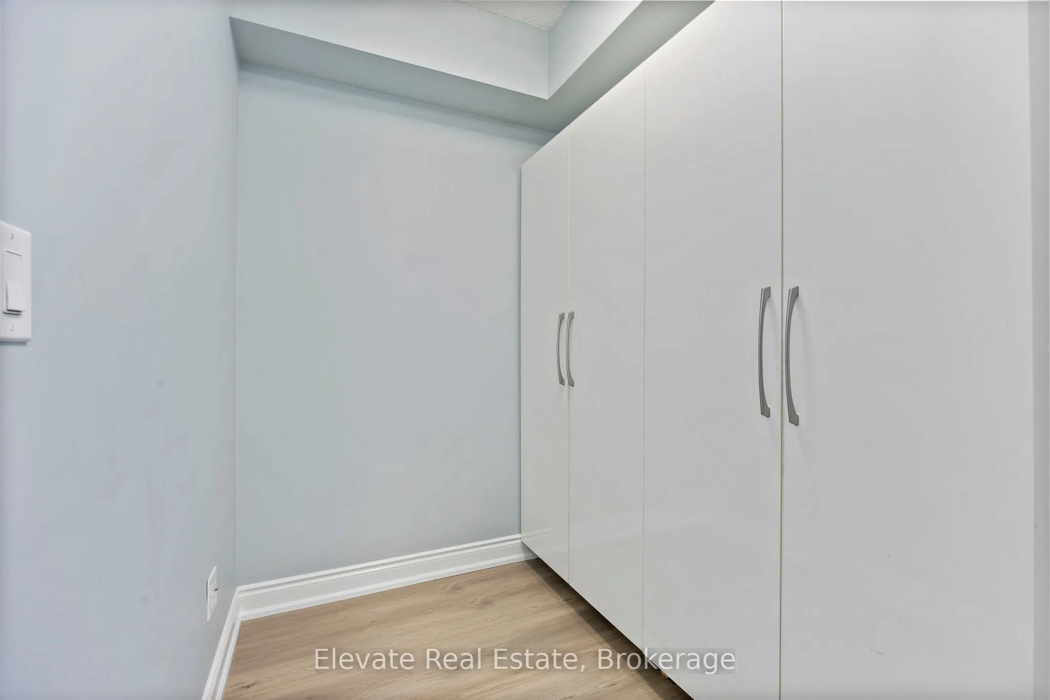 2396 Major Mackenzie Drive #322