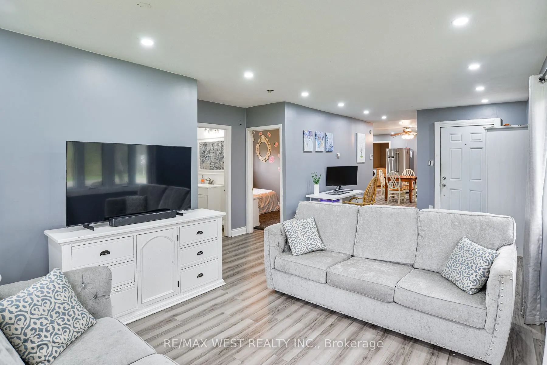 8855 Webster Road