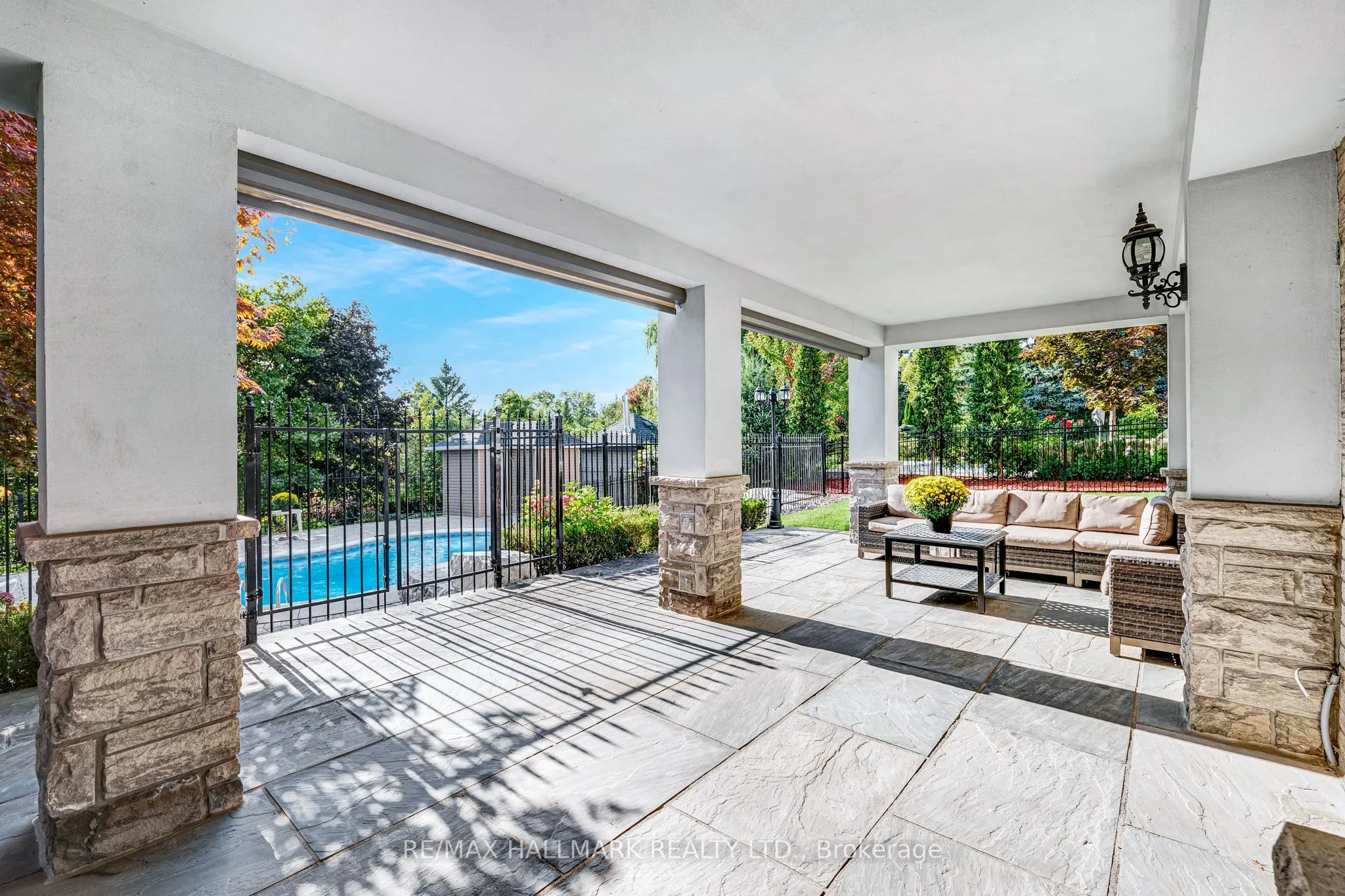 76 Deerchase Circle