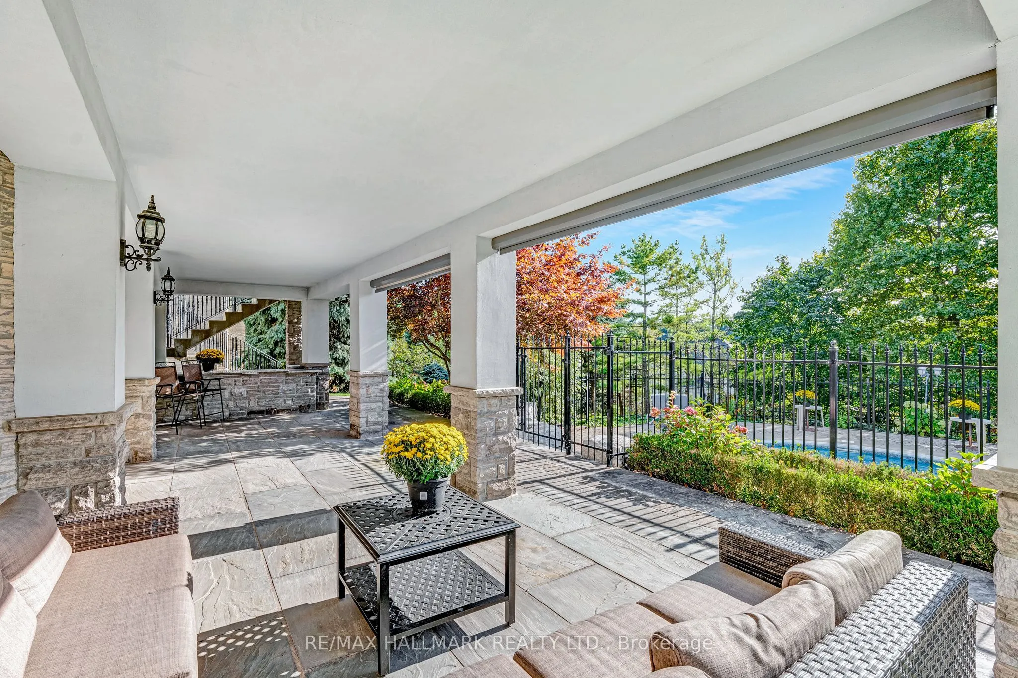 76 Deerchase Circle
