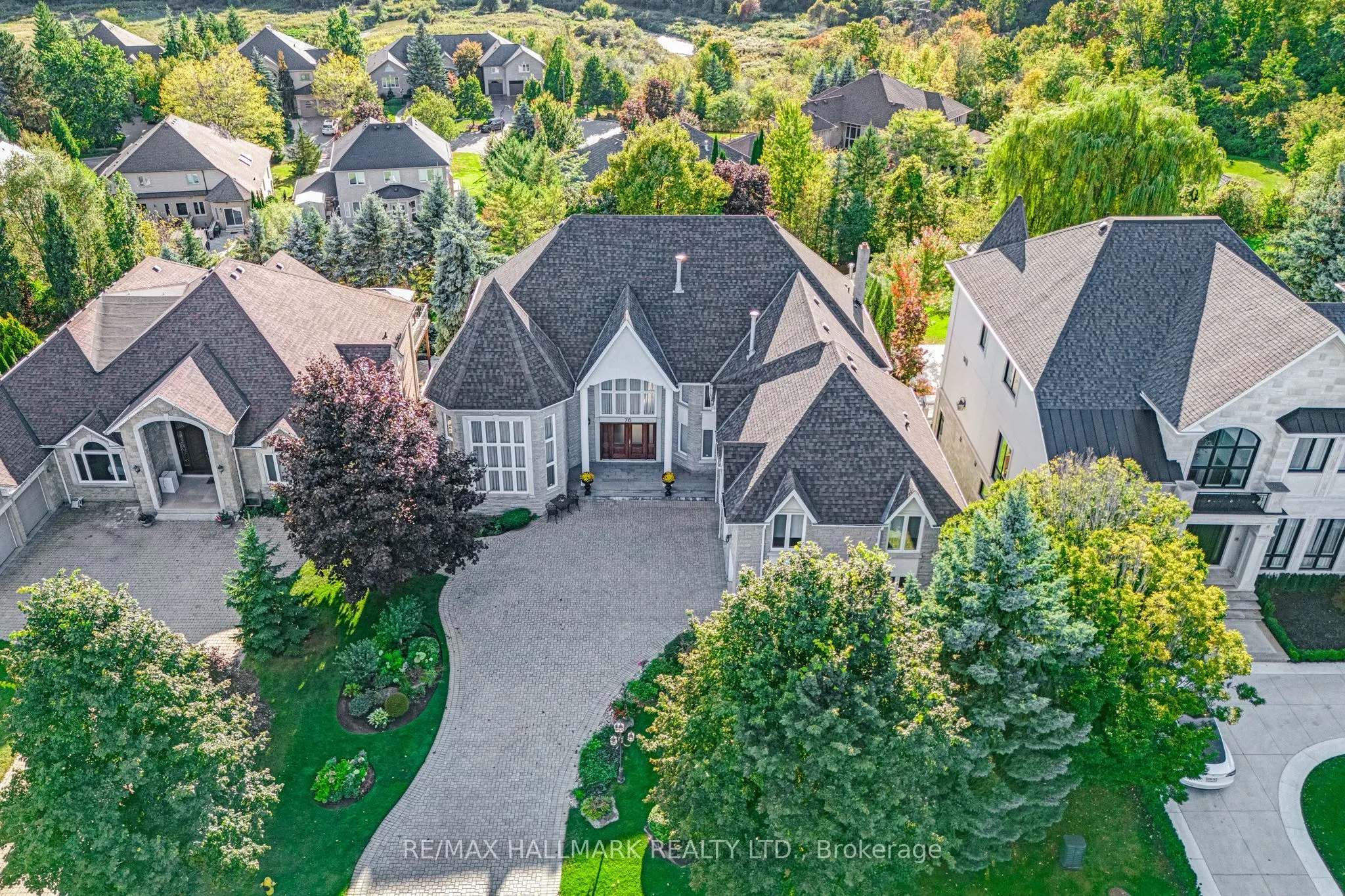 76 Deerchase Circle