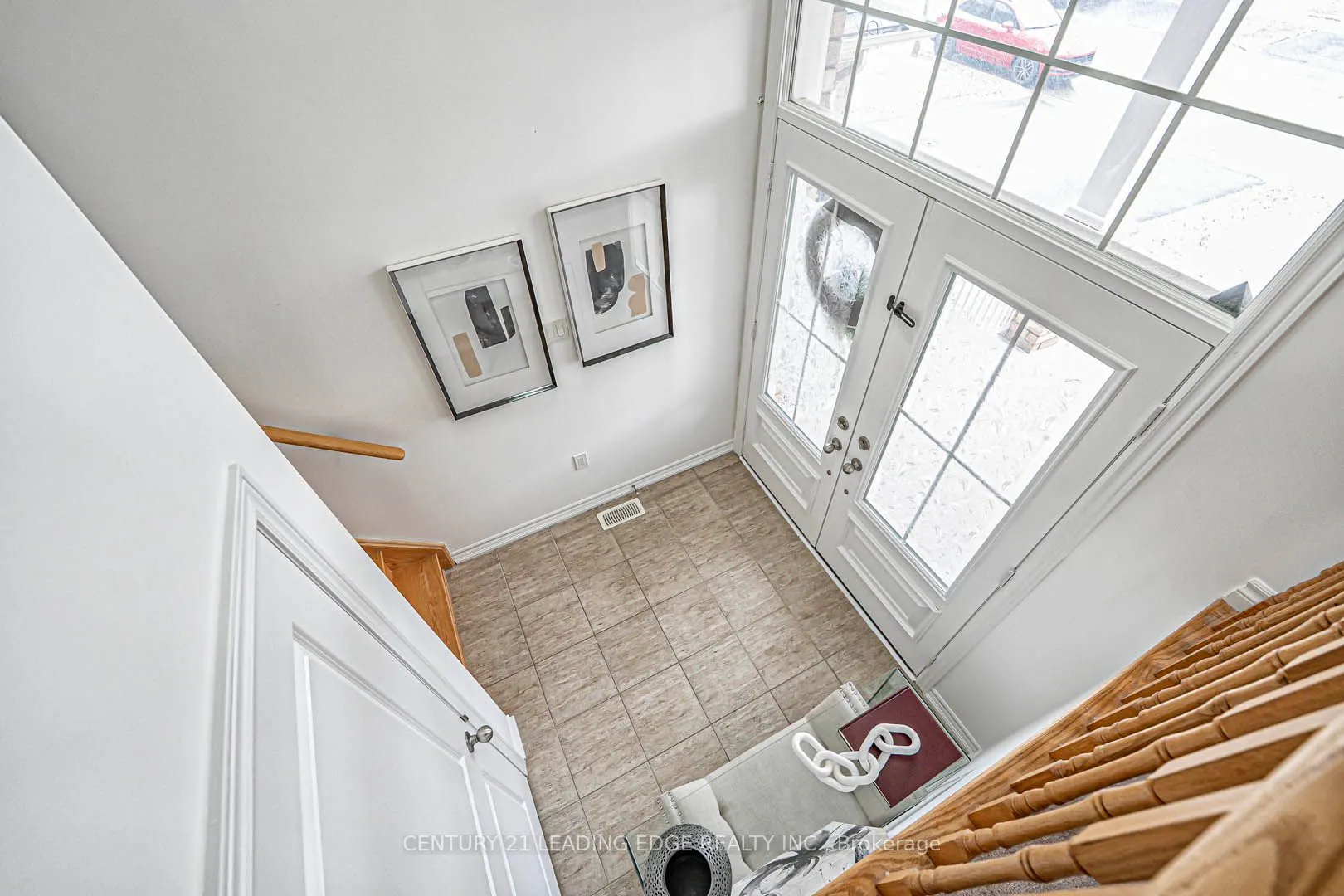 87 Ridge Gate Crescent