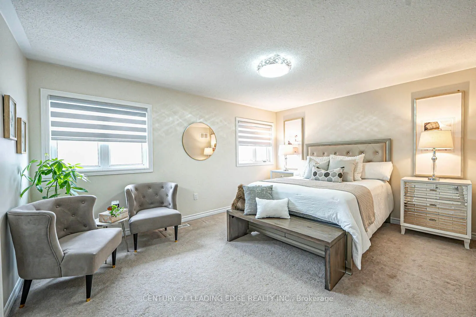 87 Ridge Gate Crescent