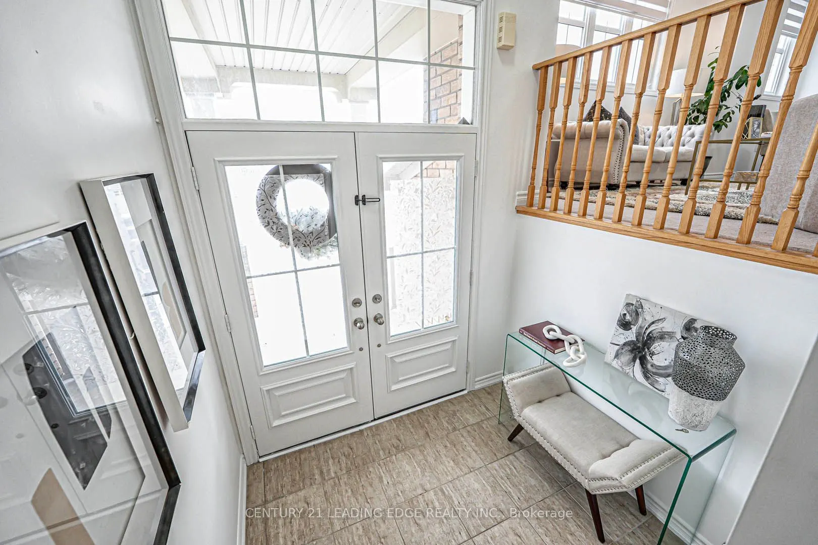 87 Ridge Gate Crescent