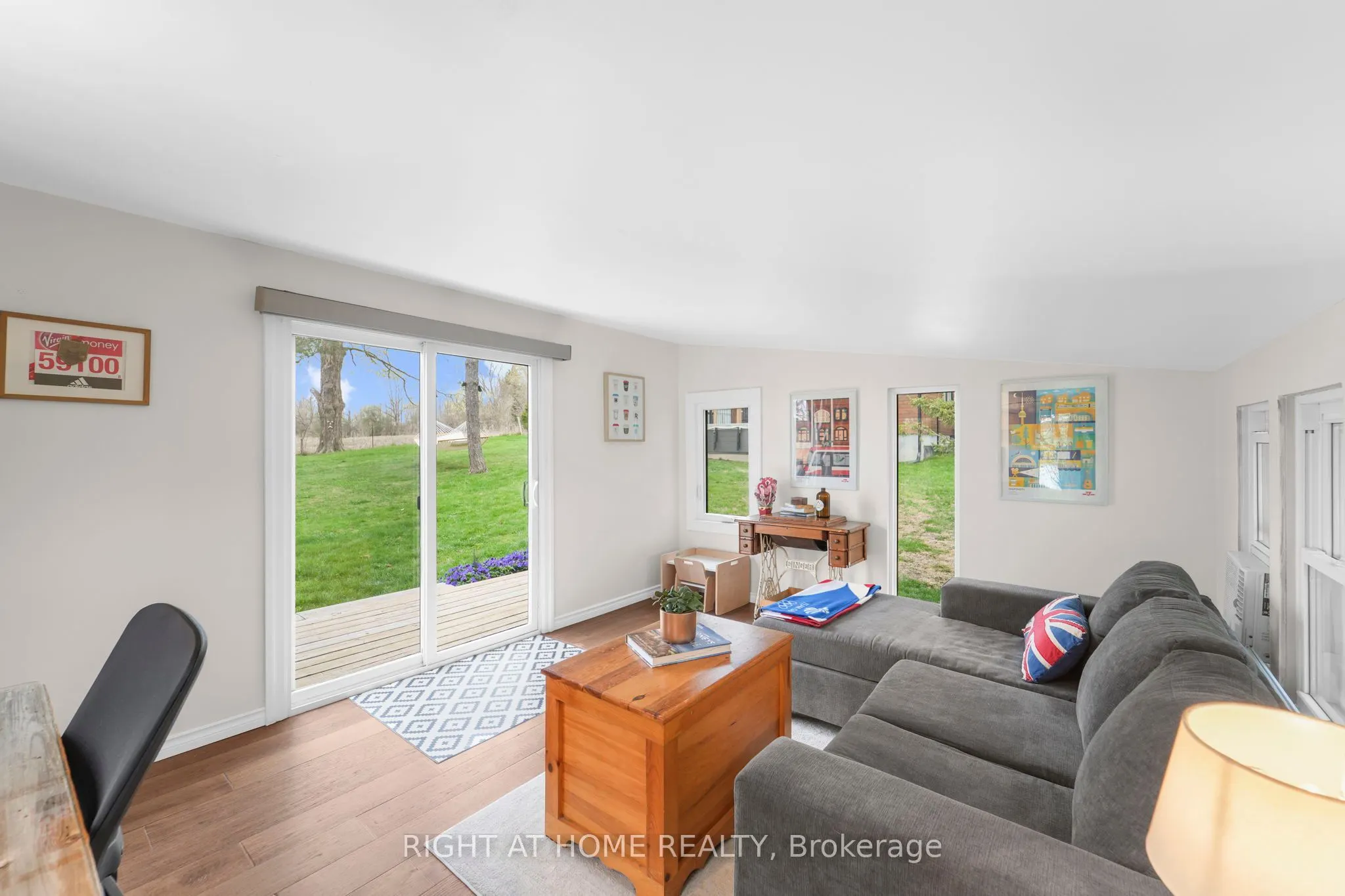 17083 Warden Avenue