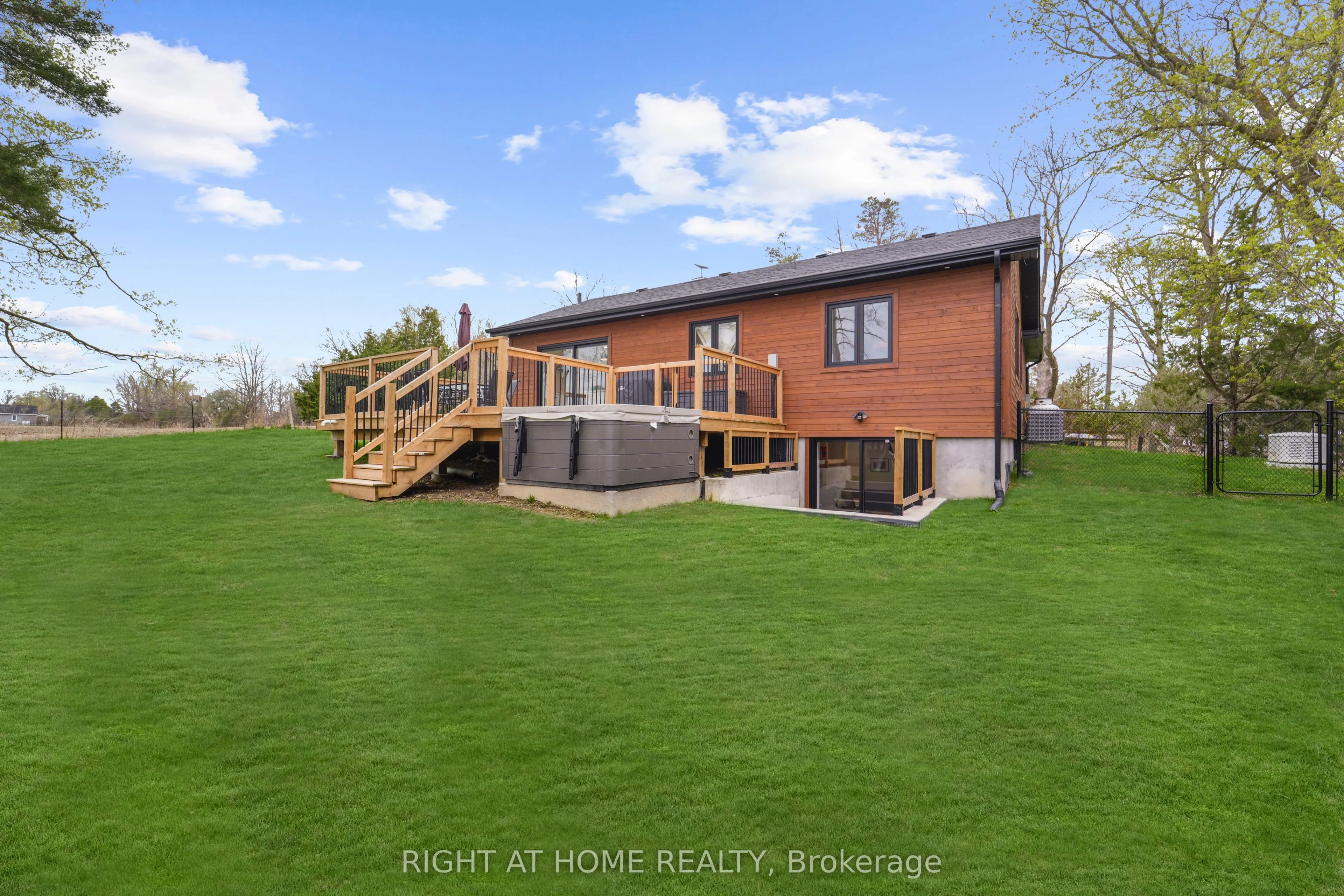 17083 Warden Avenue