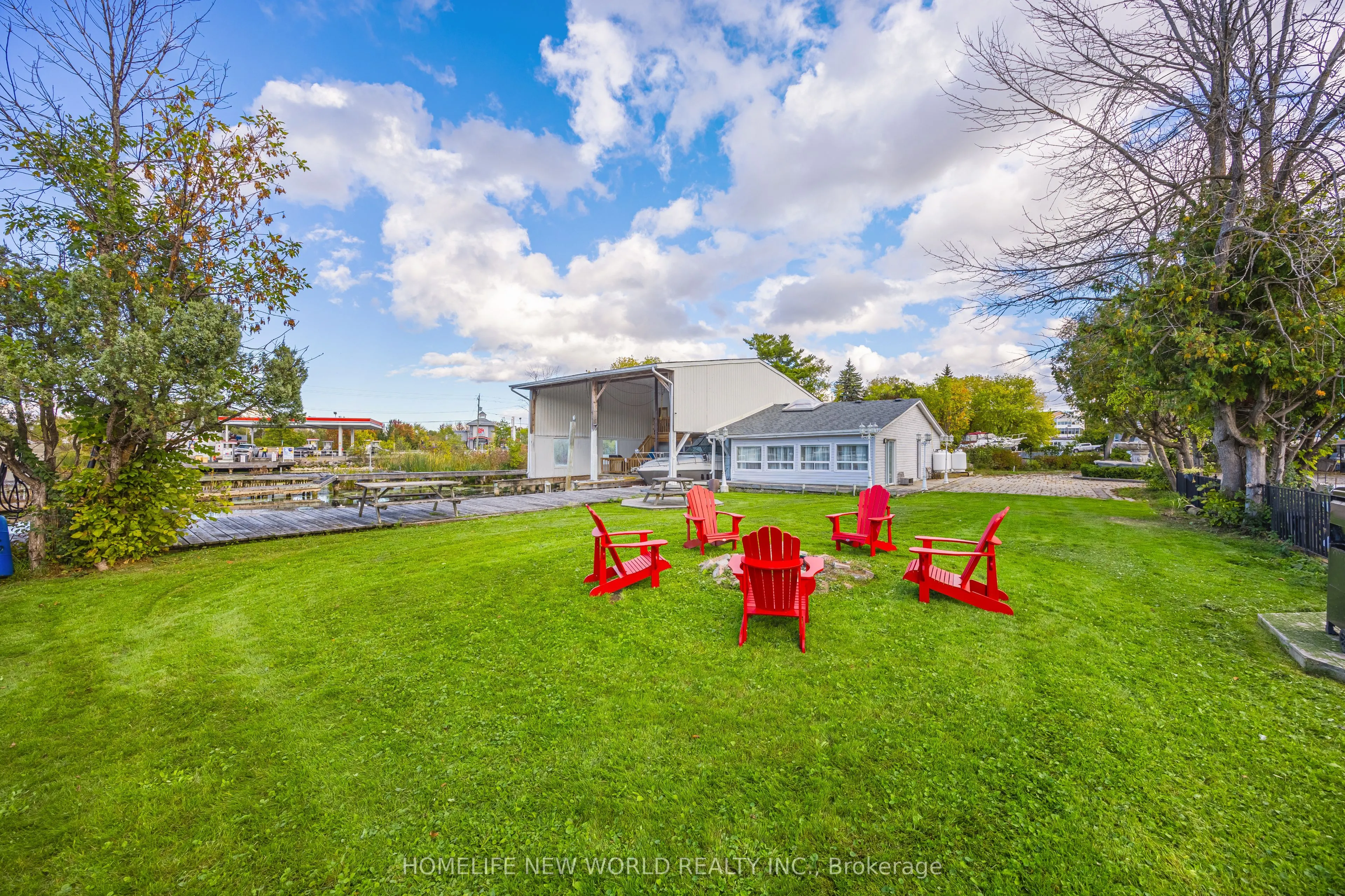 8&12 Mac Avenue