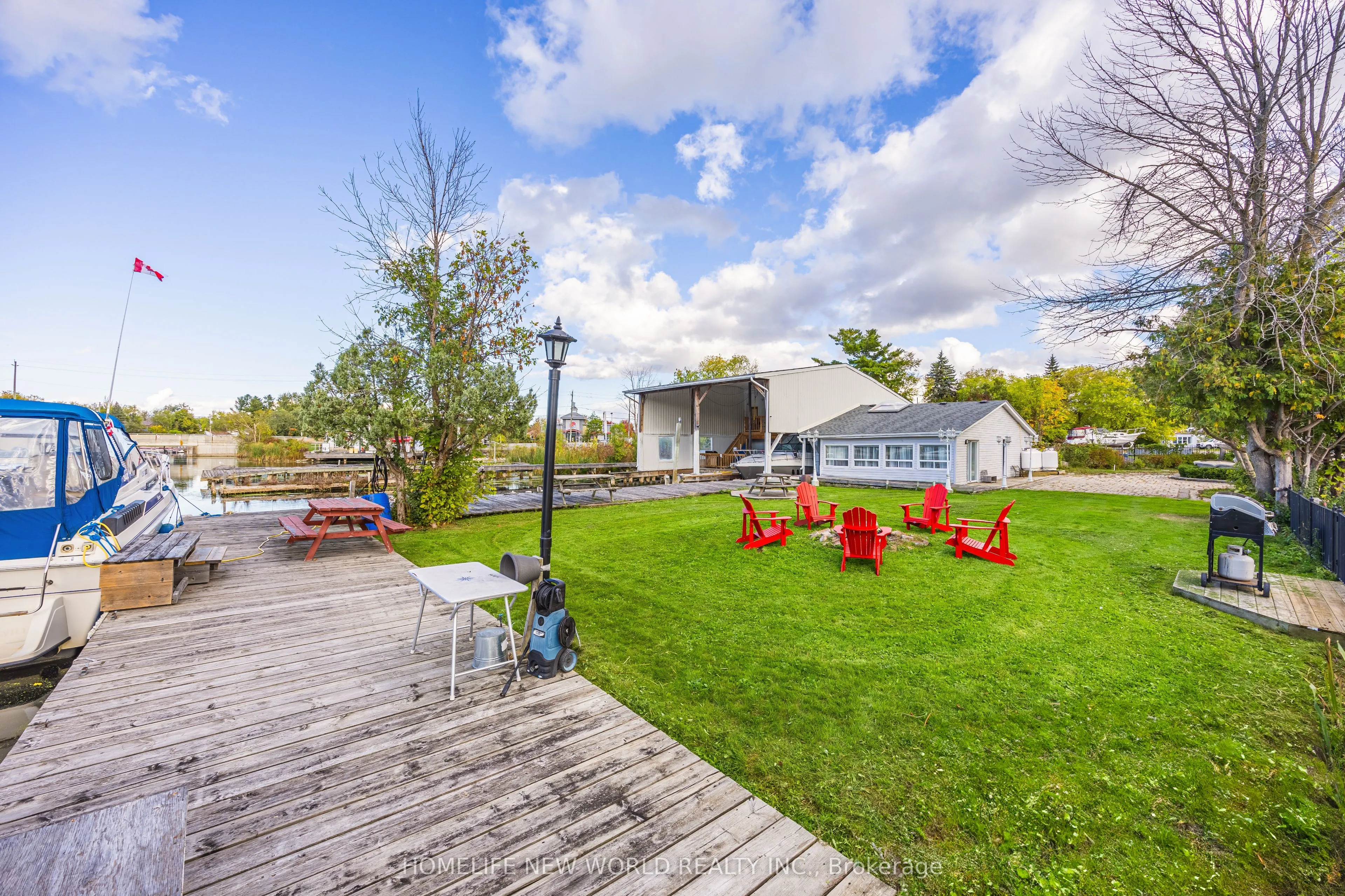 8&12 Mac Avenue