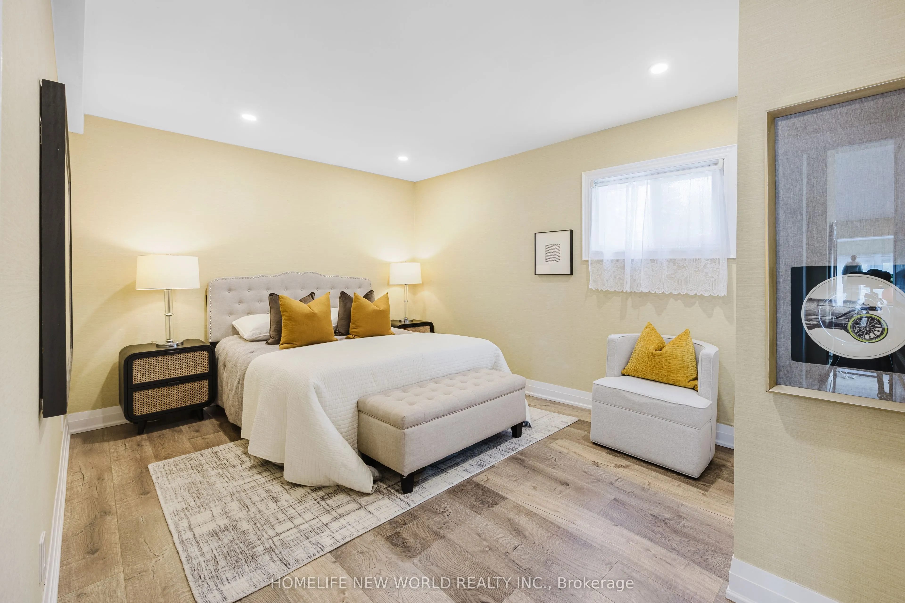 8&12 Mac Avenue