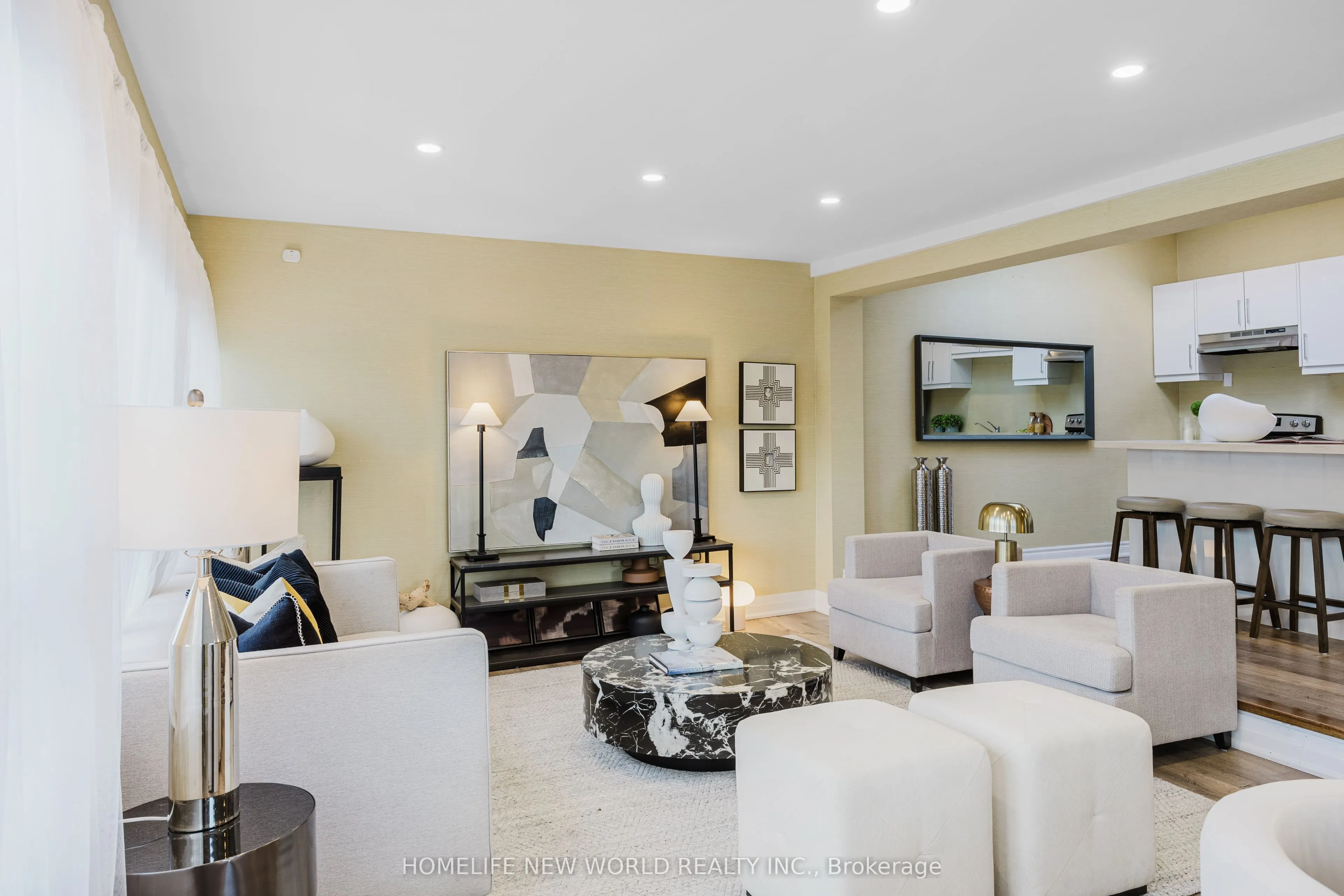 8&12 Mac Avenue
