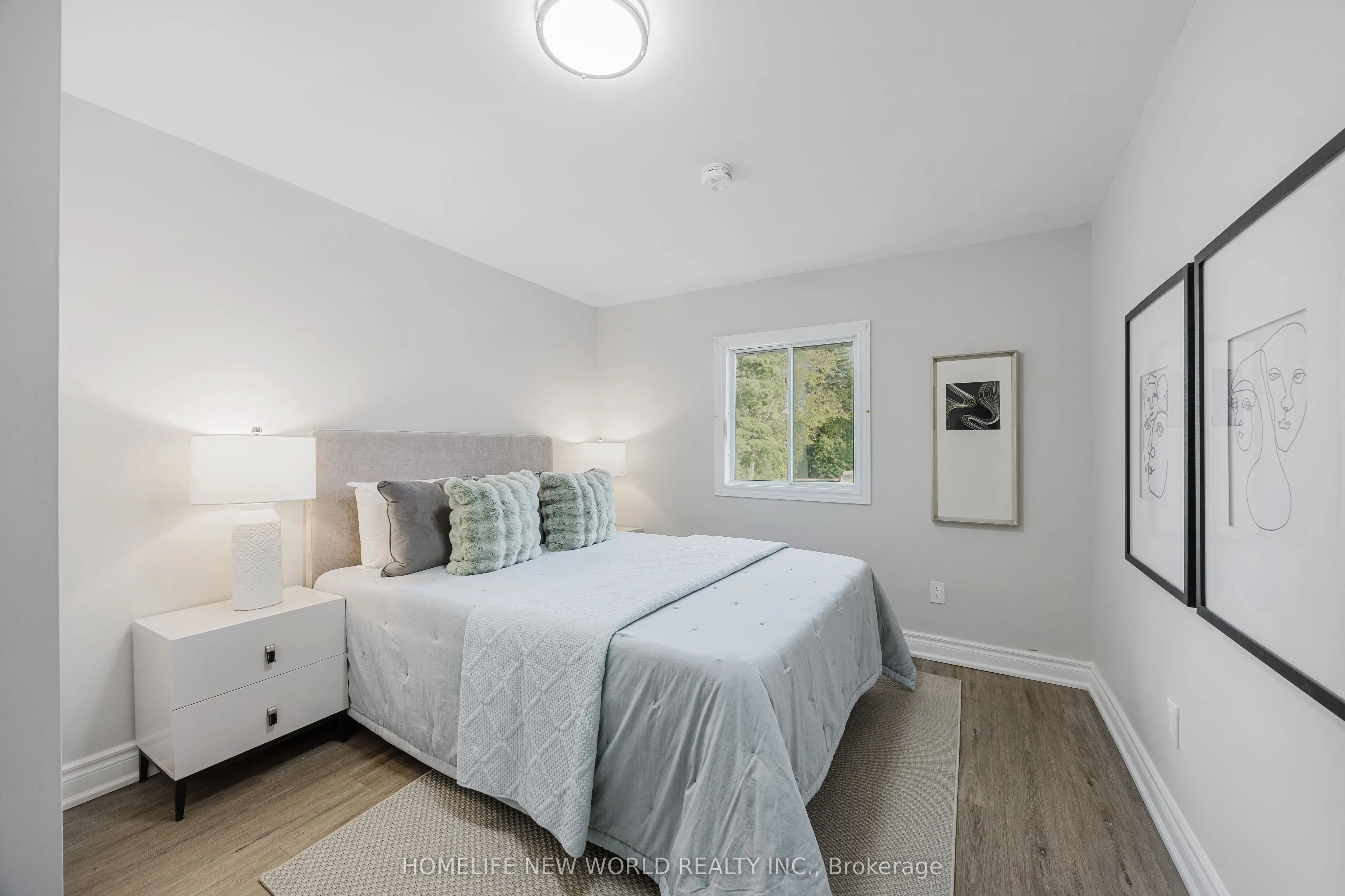 8&12 Mac Avenue