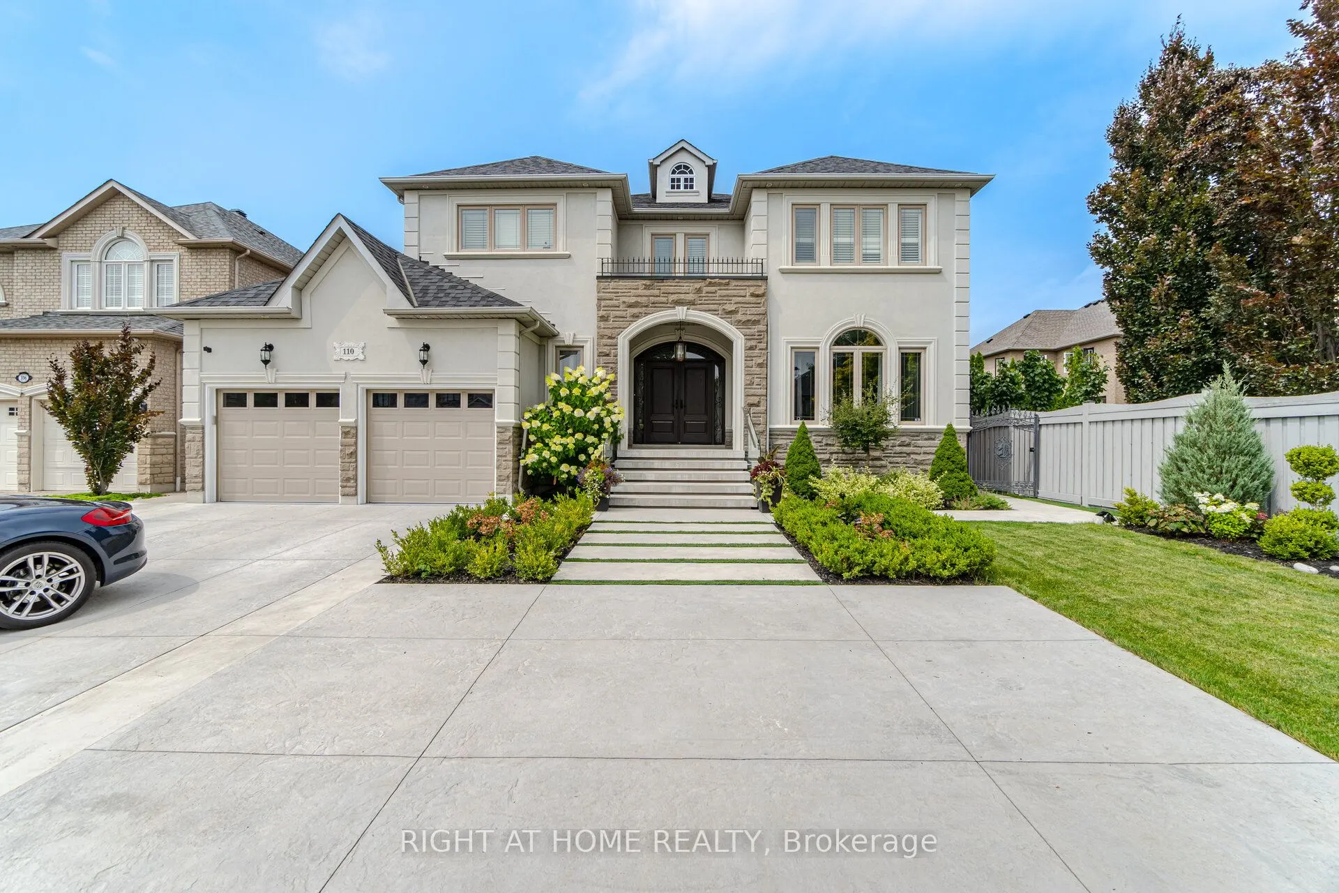 110 Green Manor Crescent