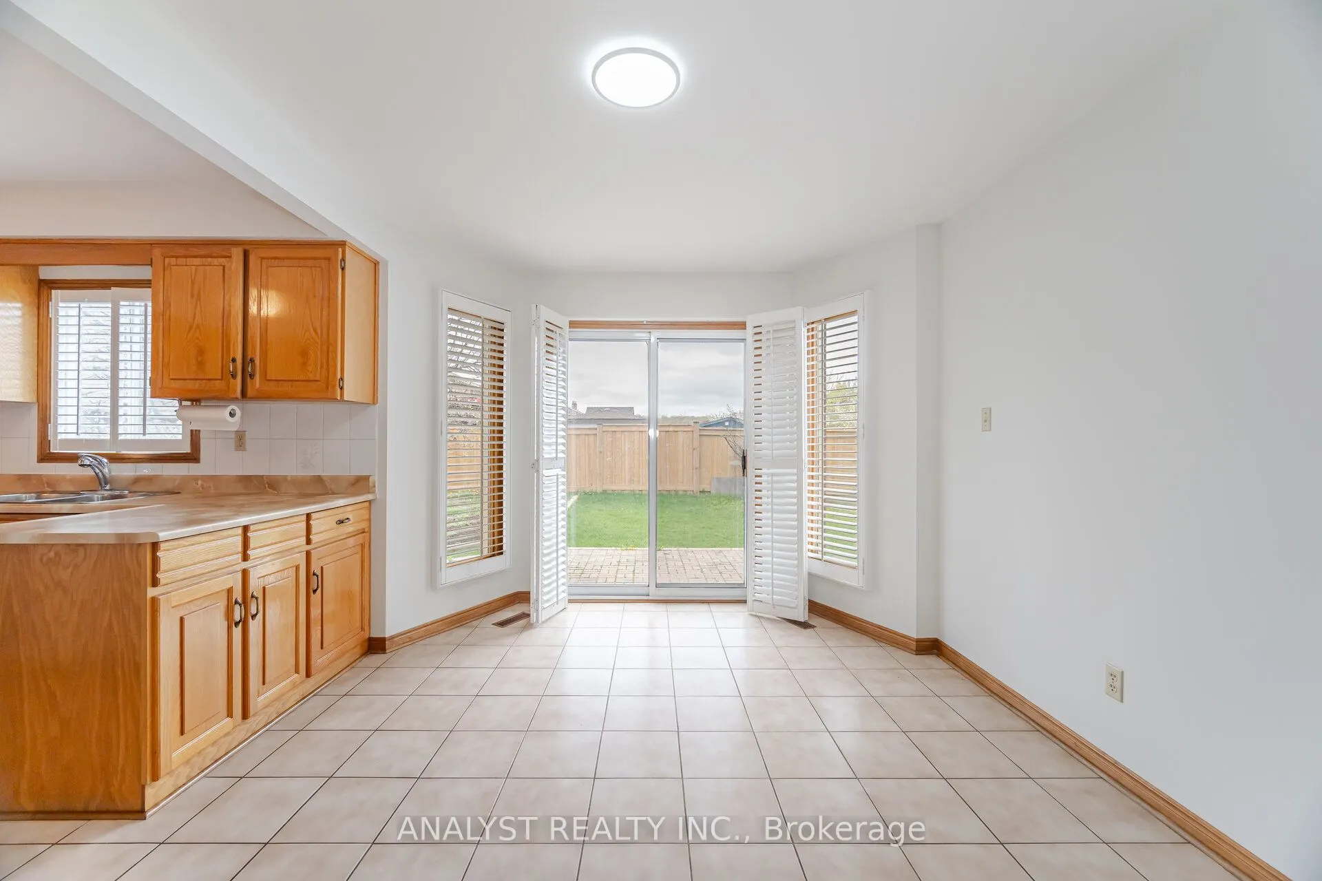 108 Valleyway Crescent