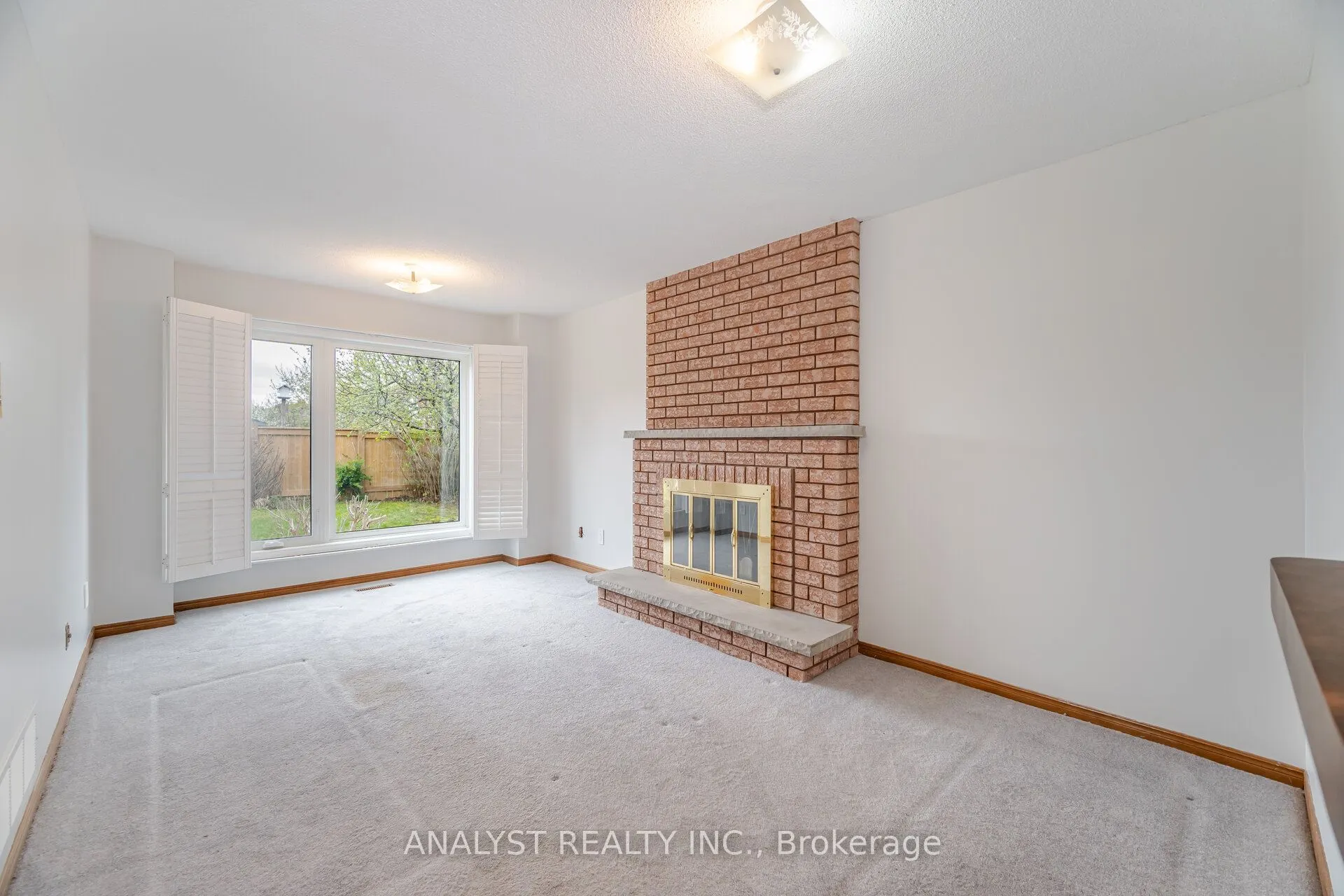 108 Valleyway Crescent