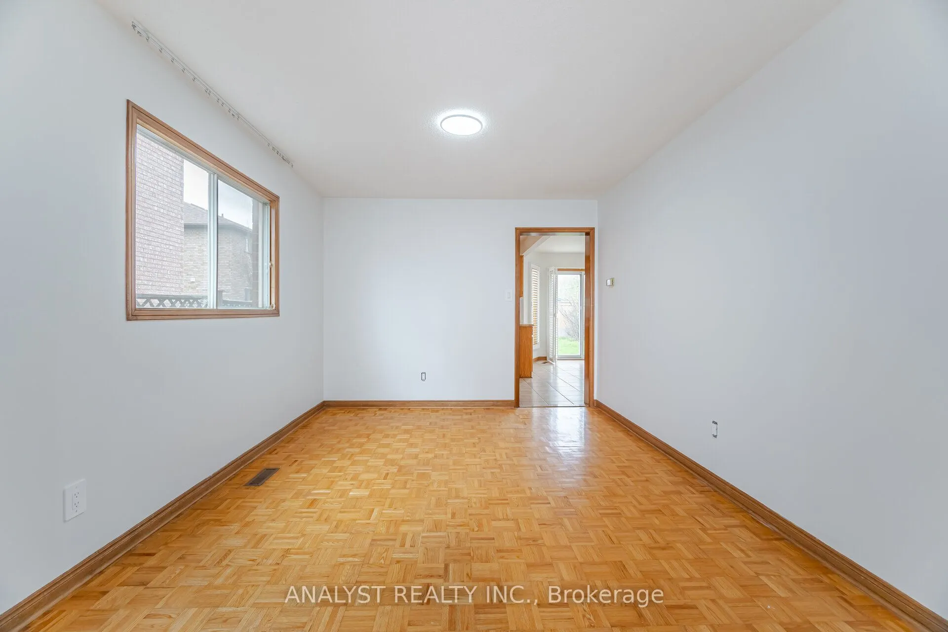 108 Valleyway Crescent