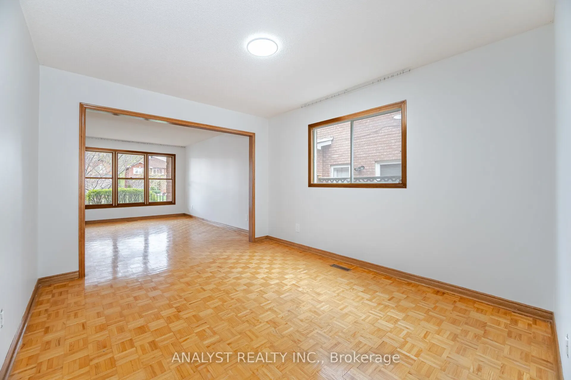 108 Valleyway Crescent