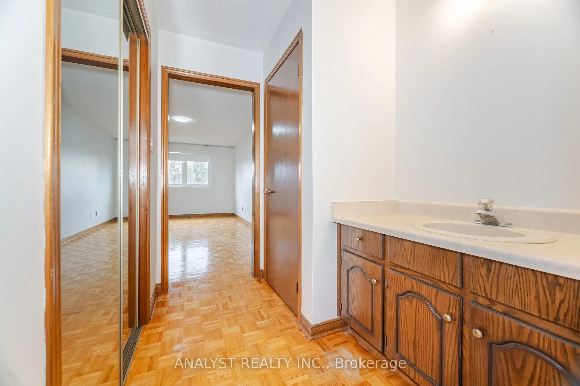 108 Valleyway Crescent