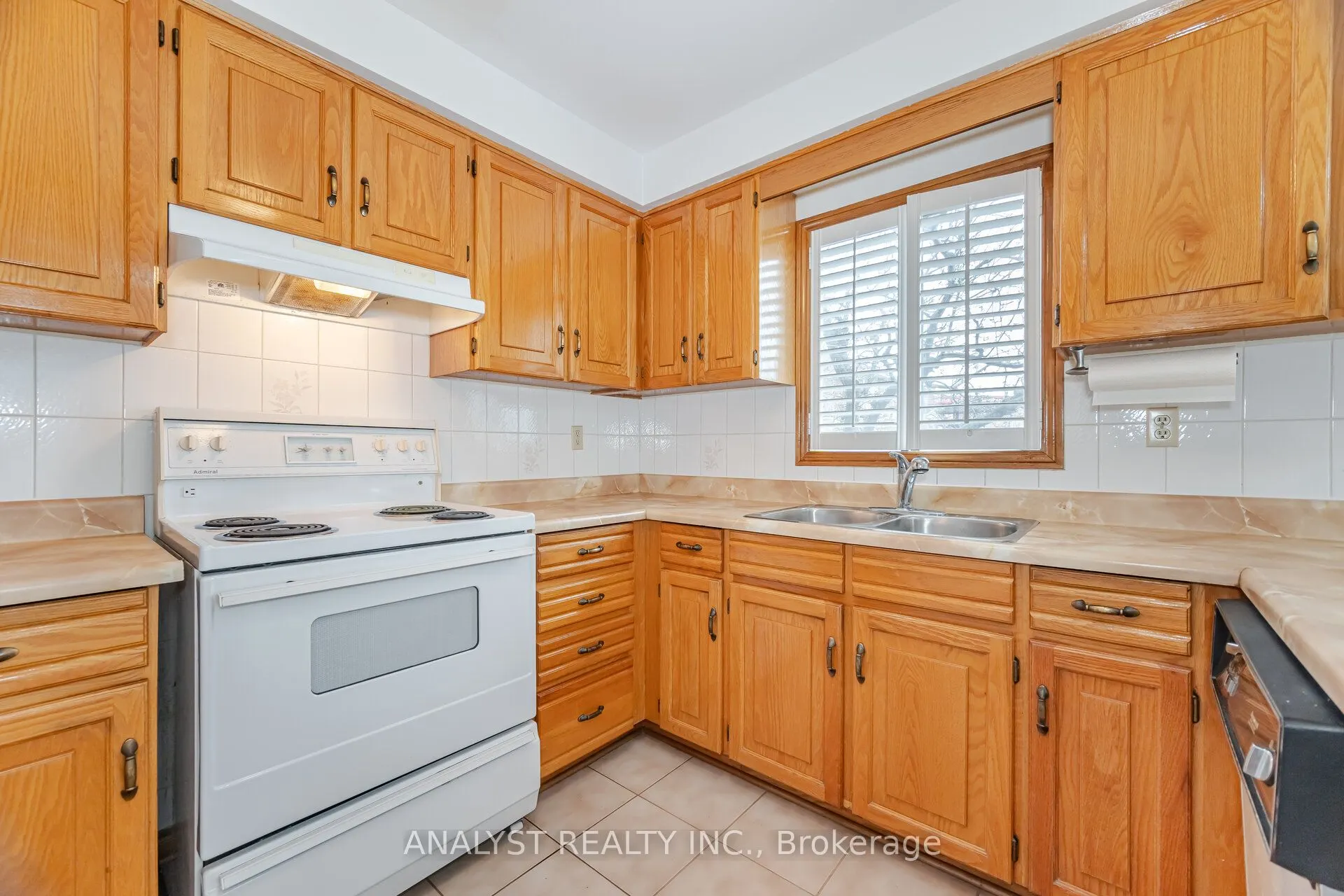 108 Valleyway Crescent