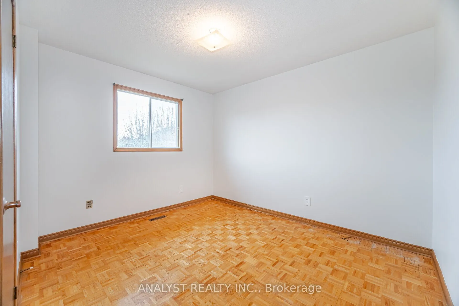 108 Valleyway Crescent