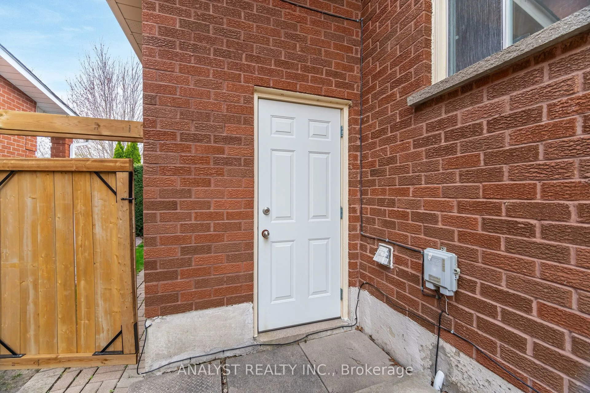 108 Valleyway Crescent