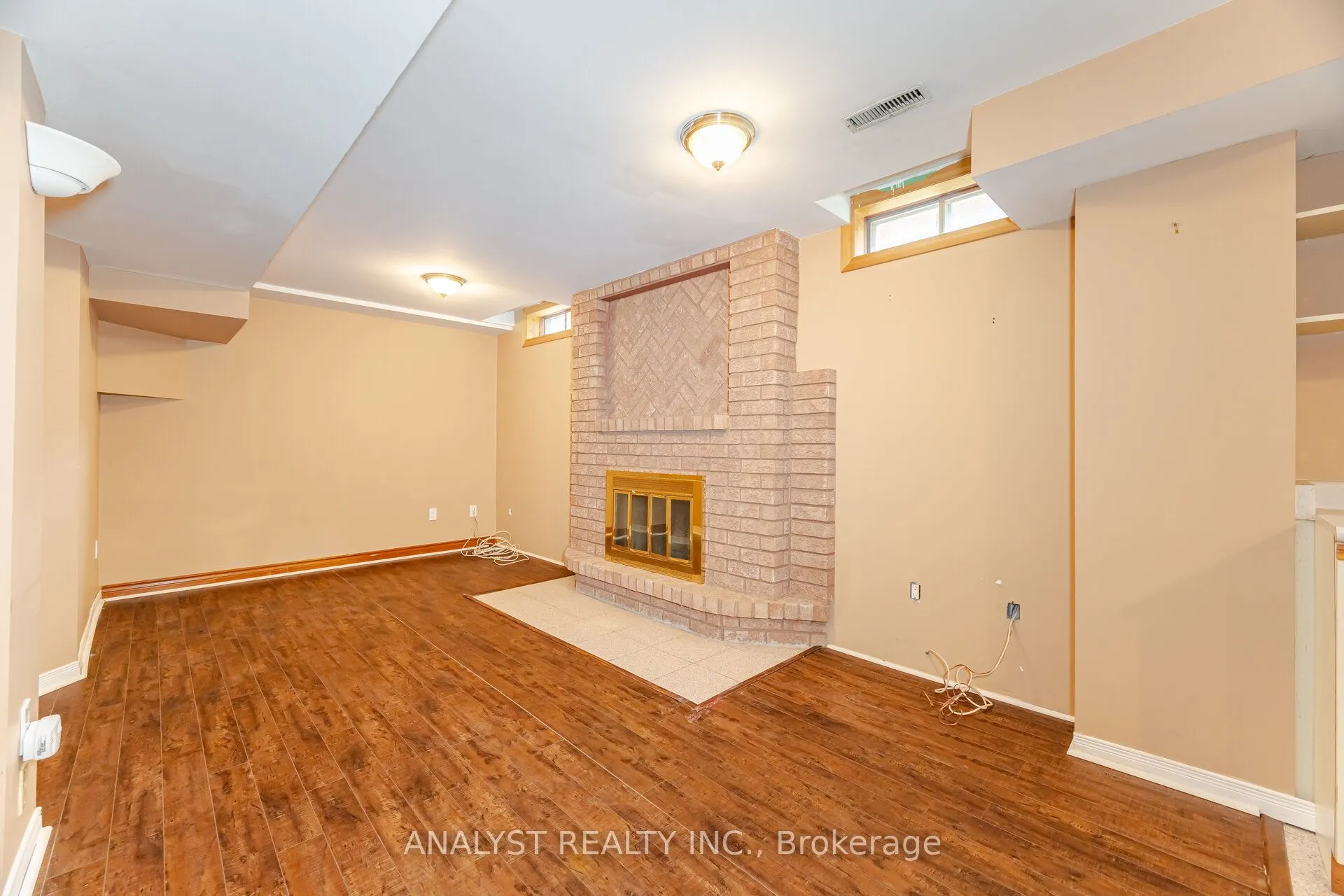 108 Valleyway Crescent