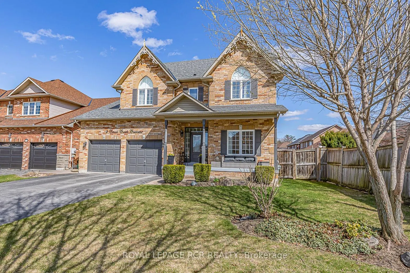 9 Coral Creek Crescent