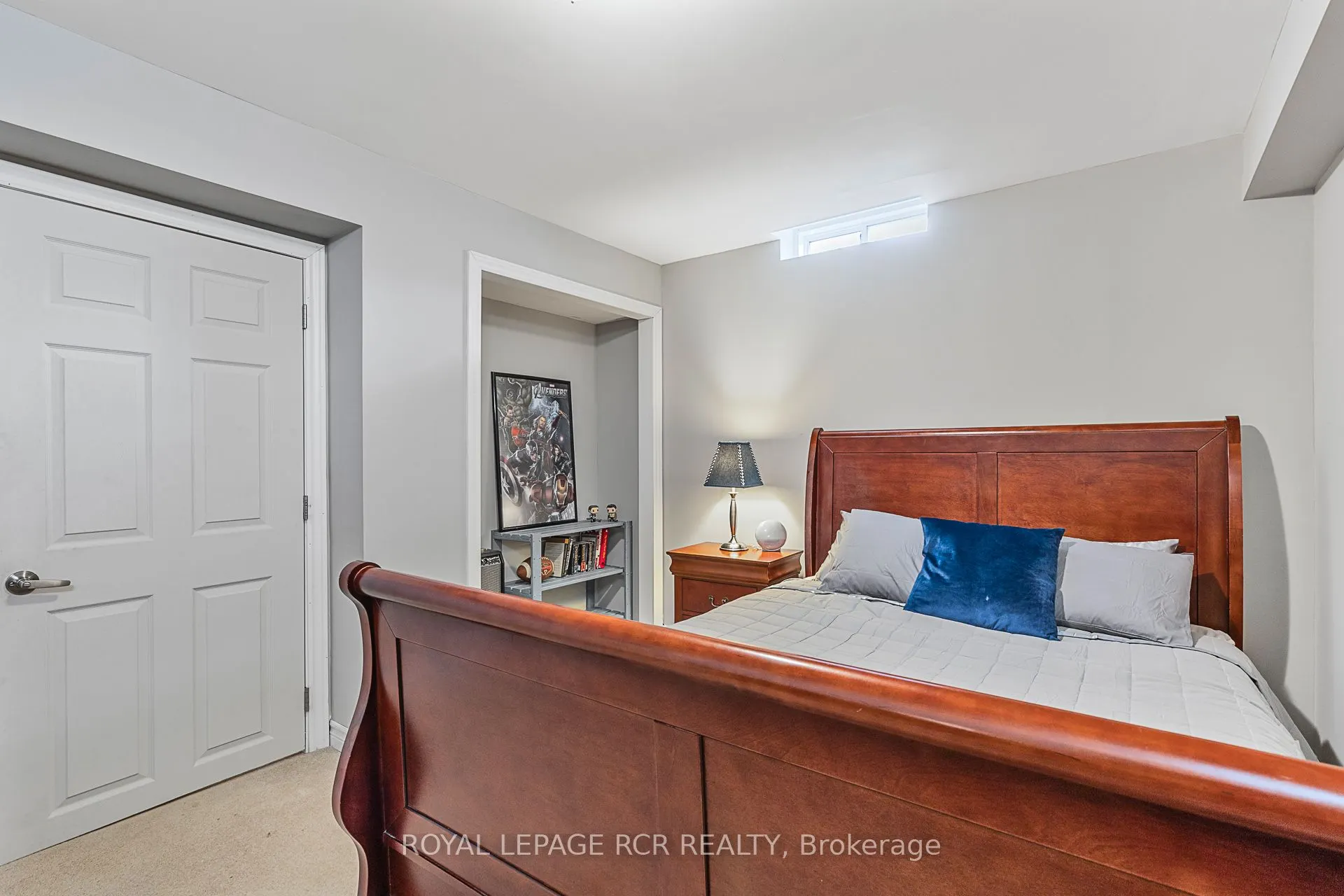 9 Coral Creek Crescent