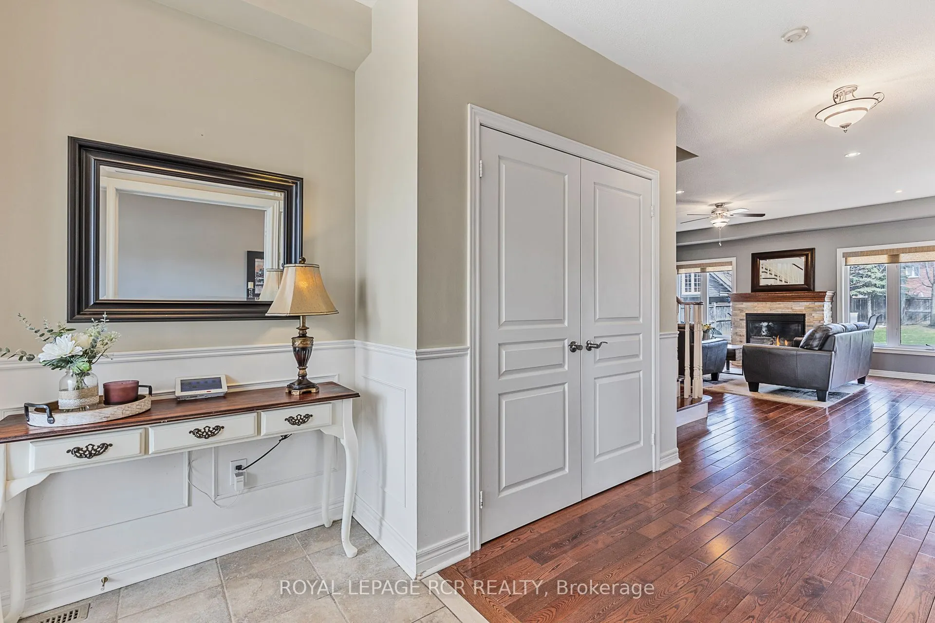 9 Coral Creek Crescent