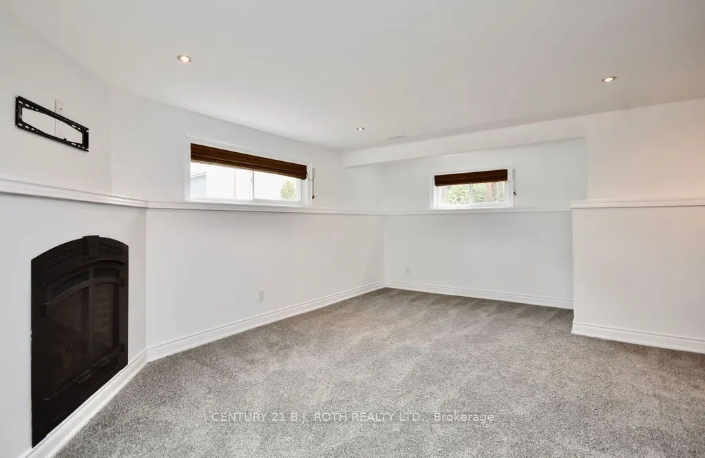 1738 Wingrove Avenue