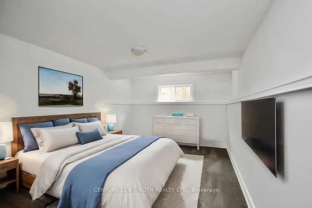 1738 Wingrove Avenue