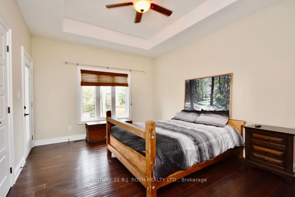 1738 Wingrove Avenue