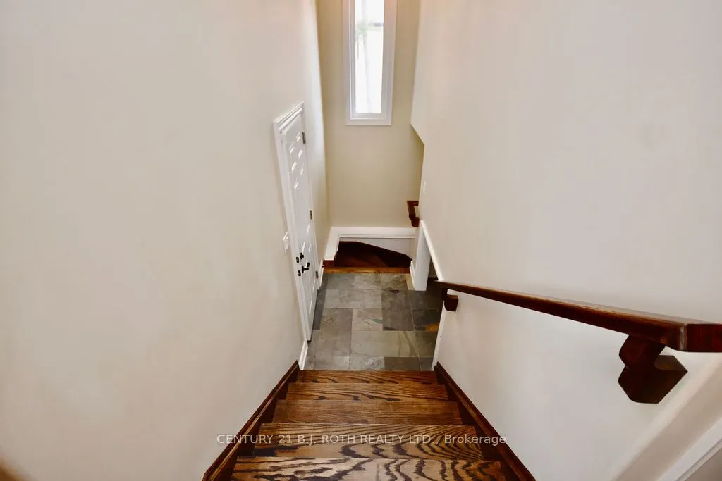 1738 Wingrove Avenue