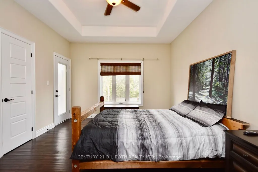 1738 Wingrove Avenue