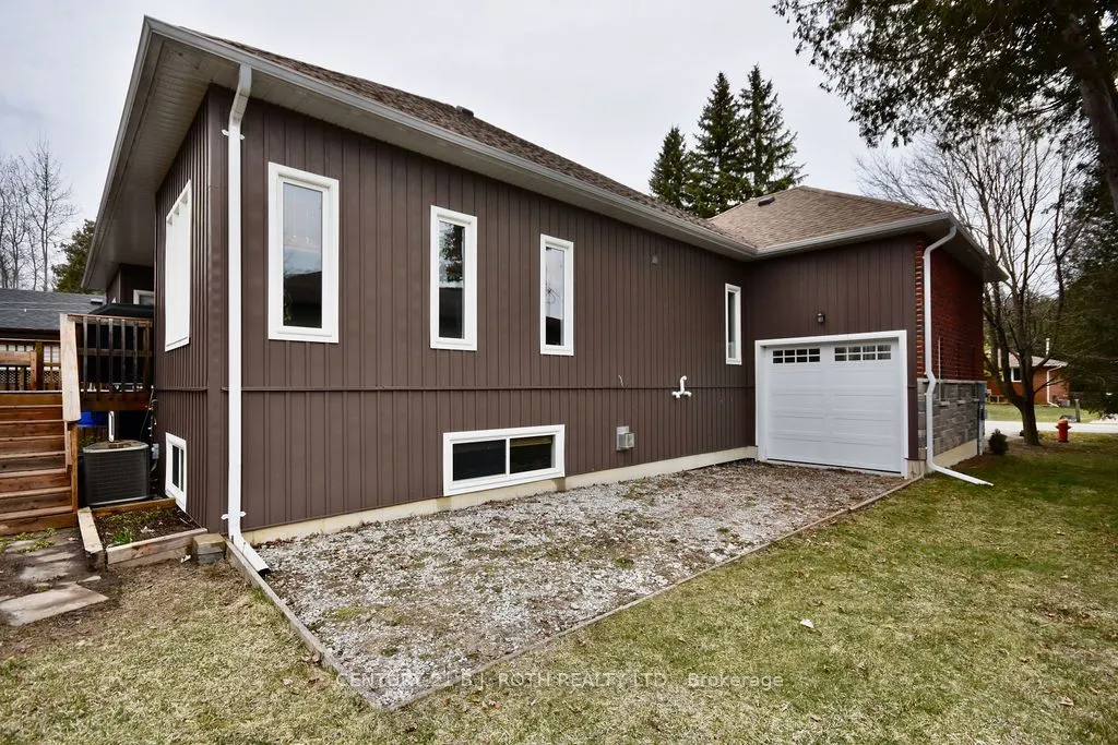 1738 Wingrove Avenue