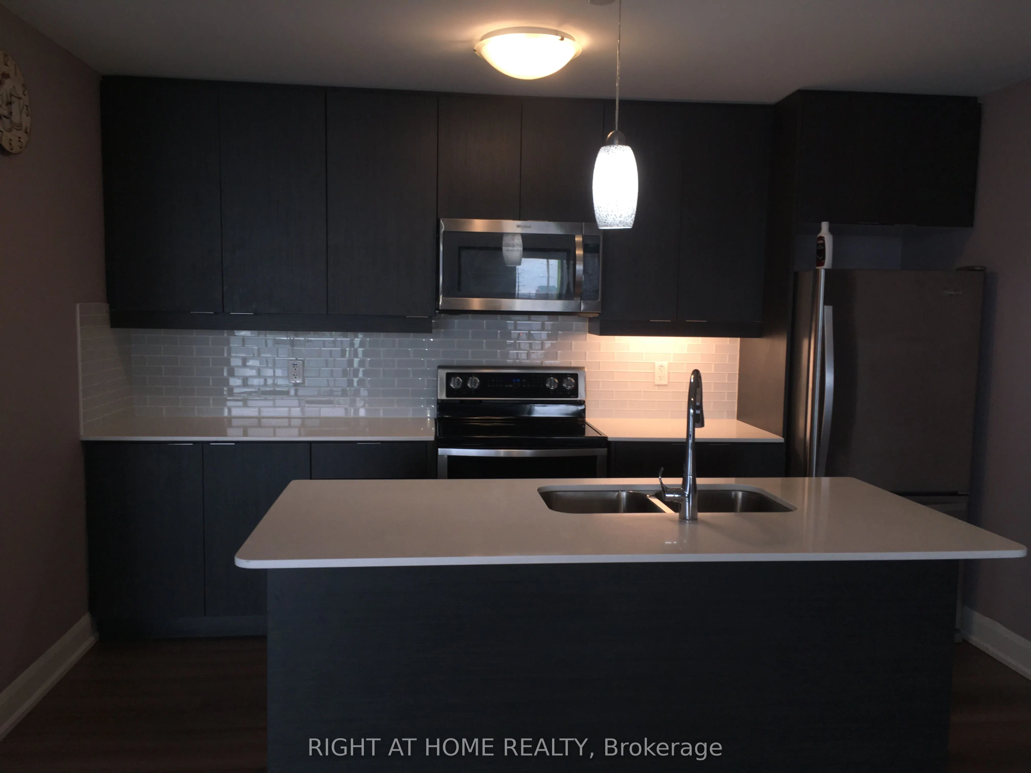 2910 Highway No, 7 Road W #312