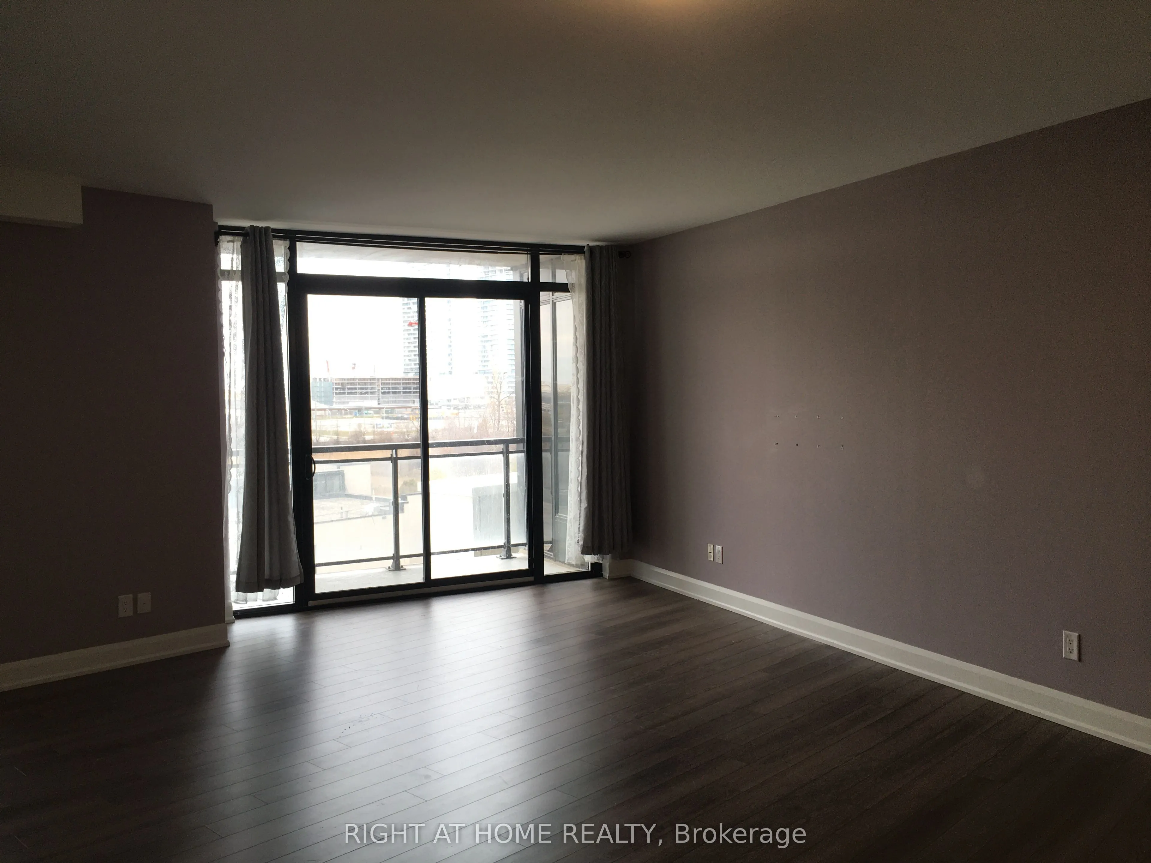 2910 Highway No, 7 Road W #312