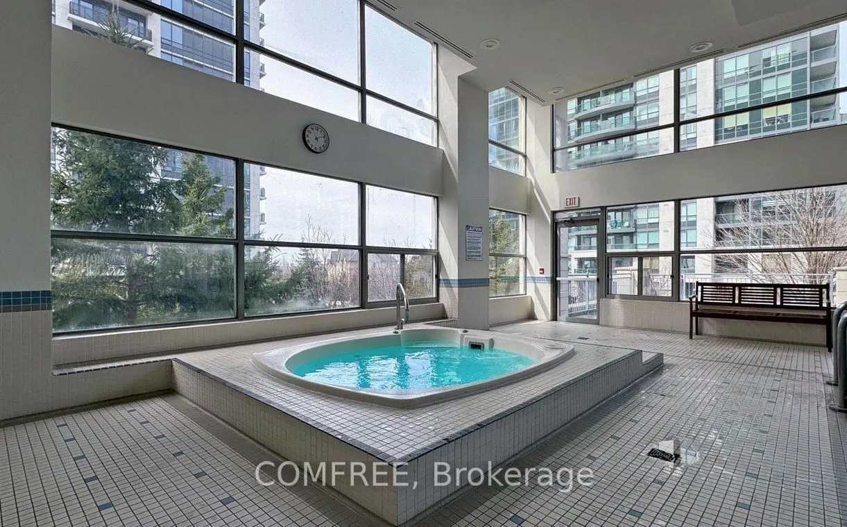 60 Disera Drive, #201