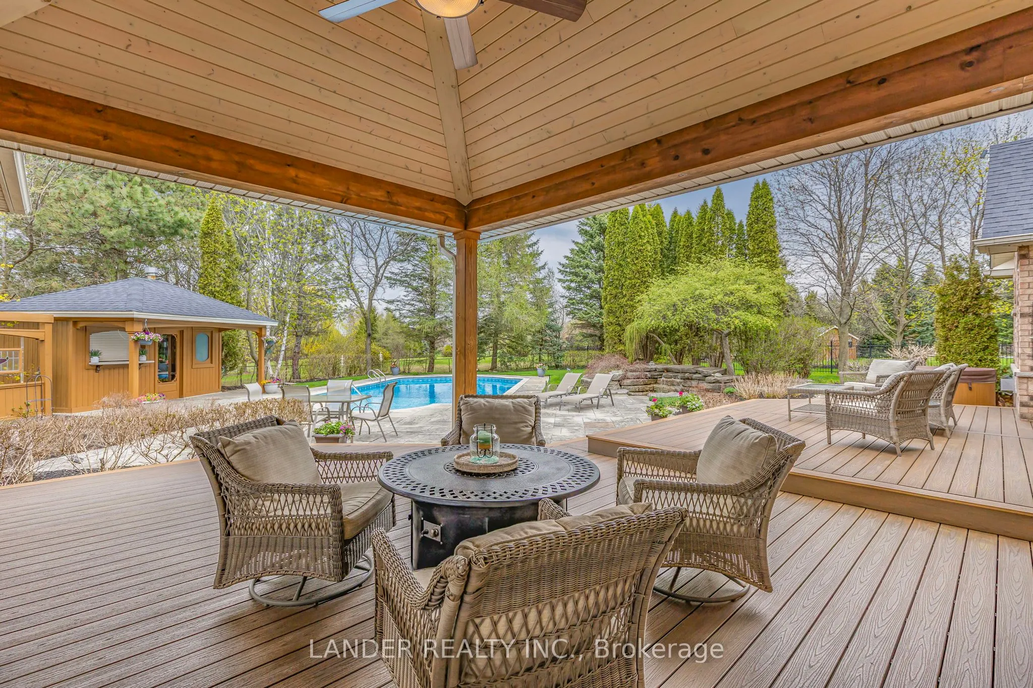 100 Colonel Wayling Boulevard