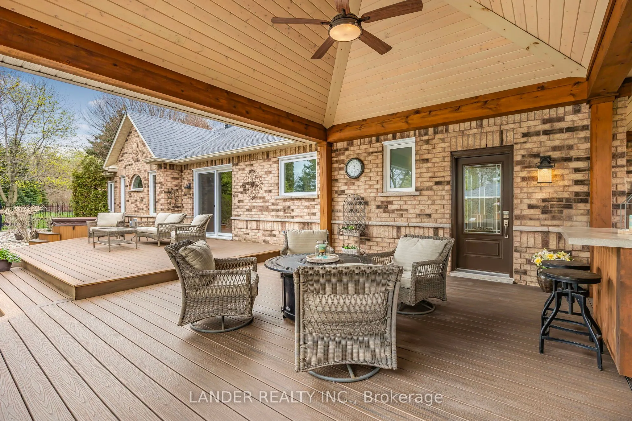 100 Colonel Wayling Boulevard