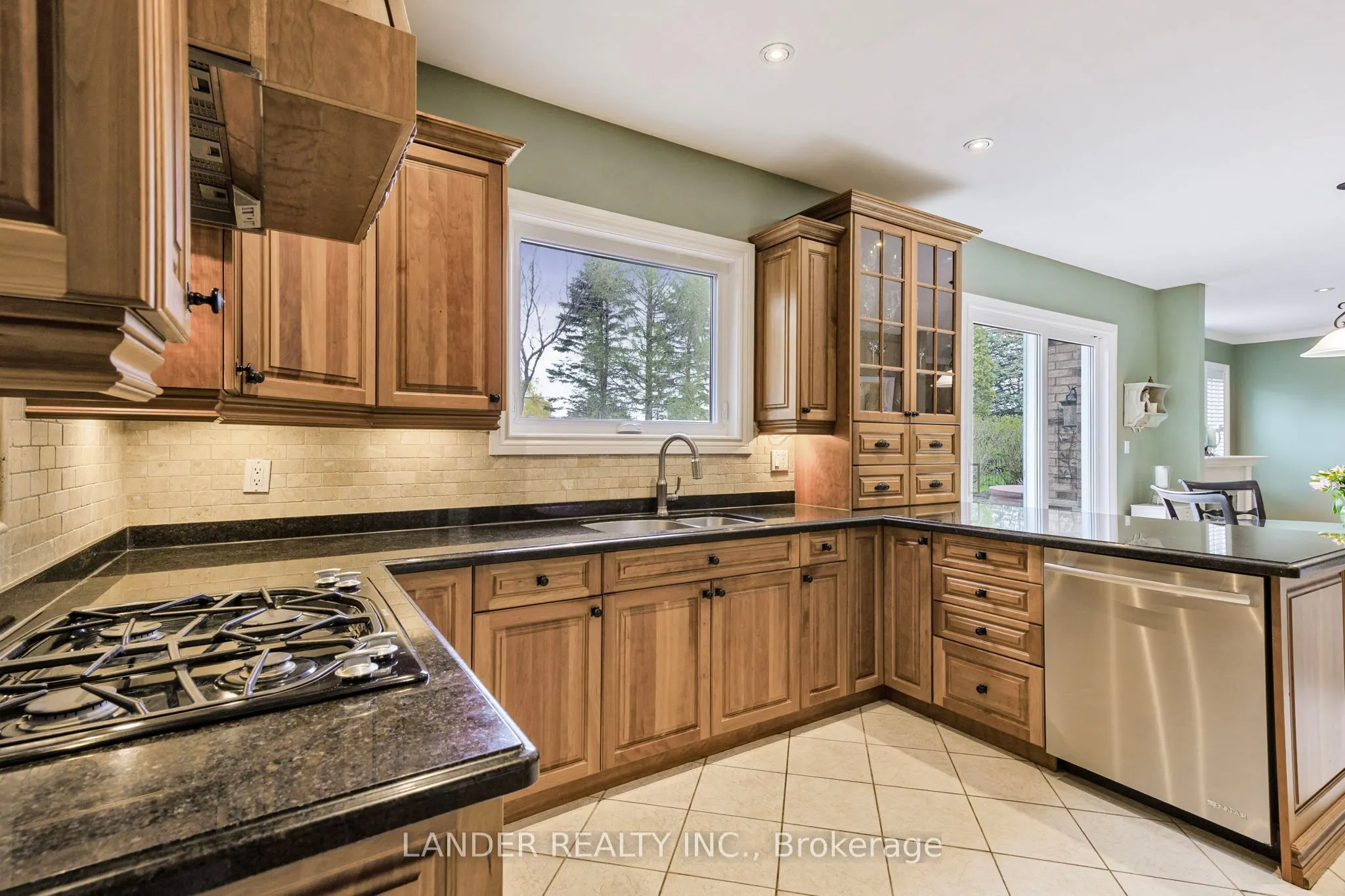 100 Colonel Wayling Boulevard