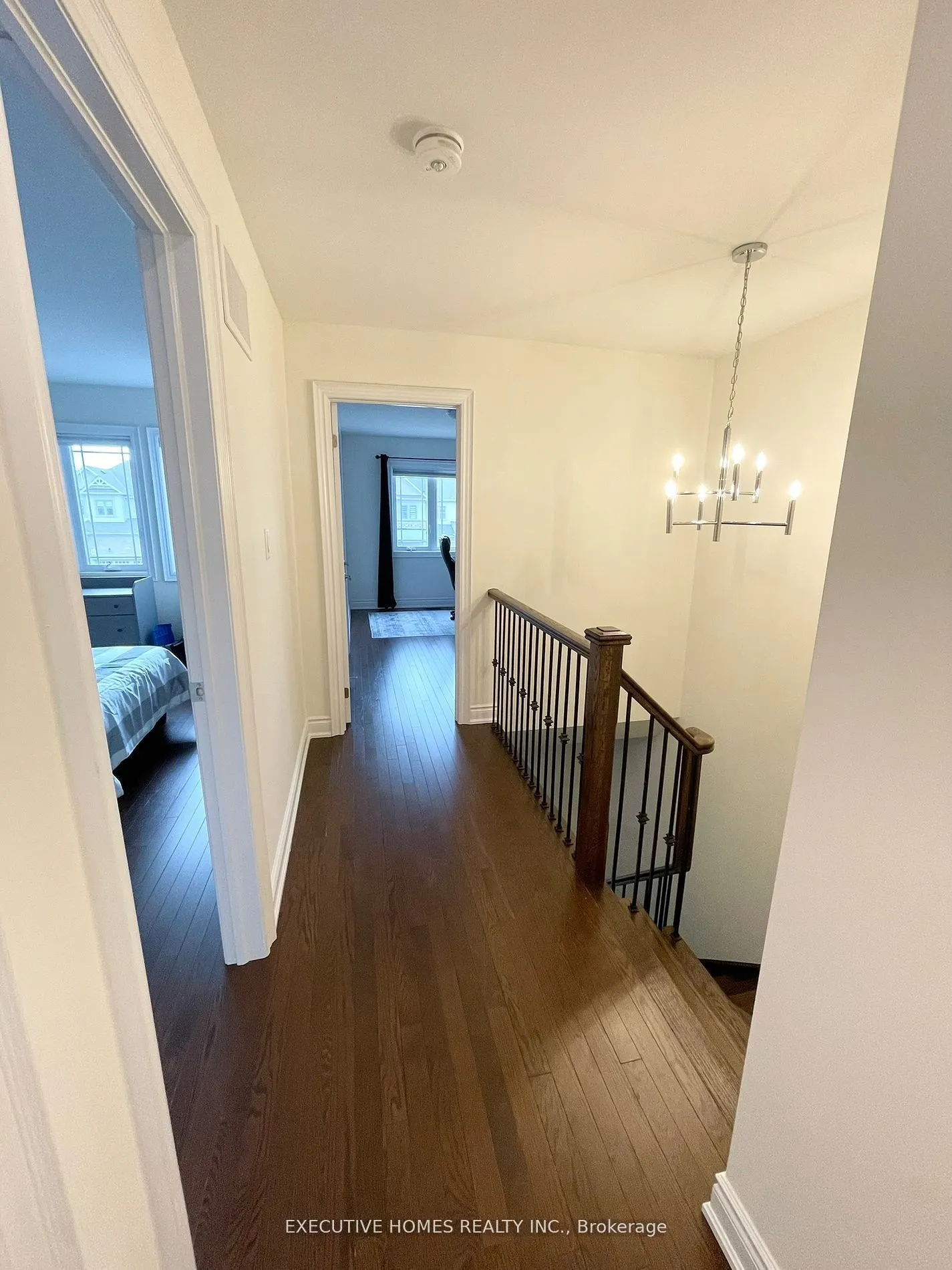 51 Lorne Thomas Place