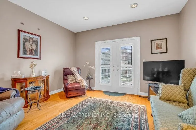 3 Avro Road