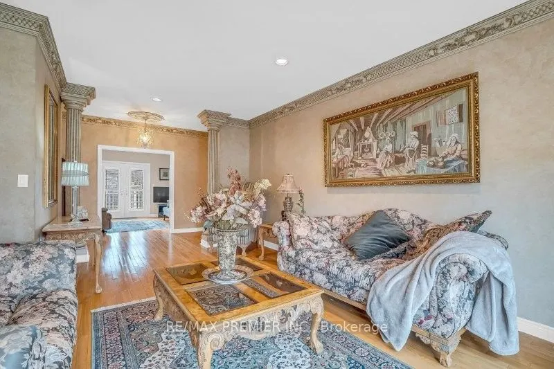 3 Avro Road