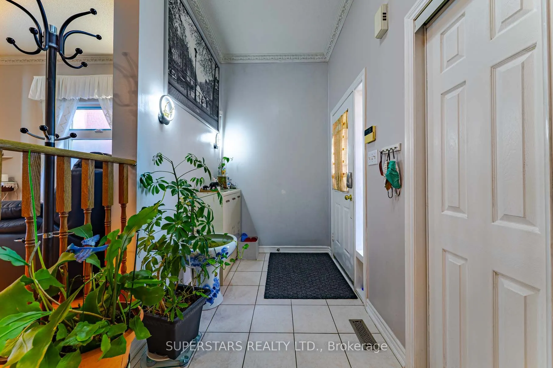25 Eastpine Drive