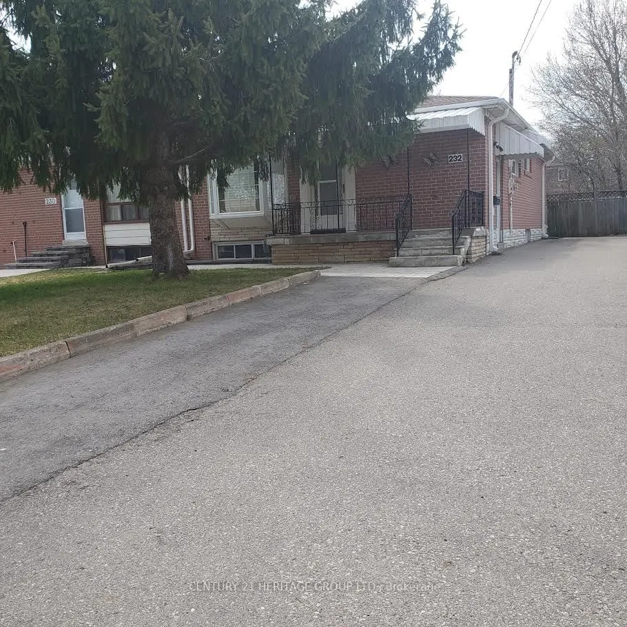 232 Blue Grass Boulevard