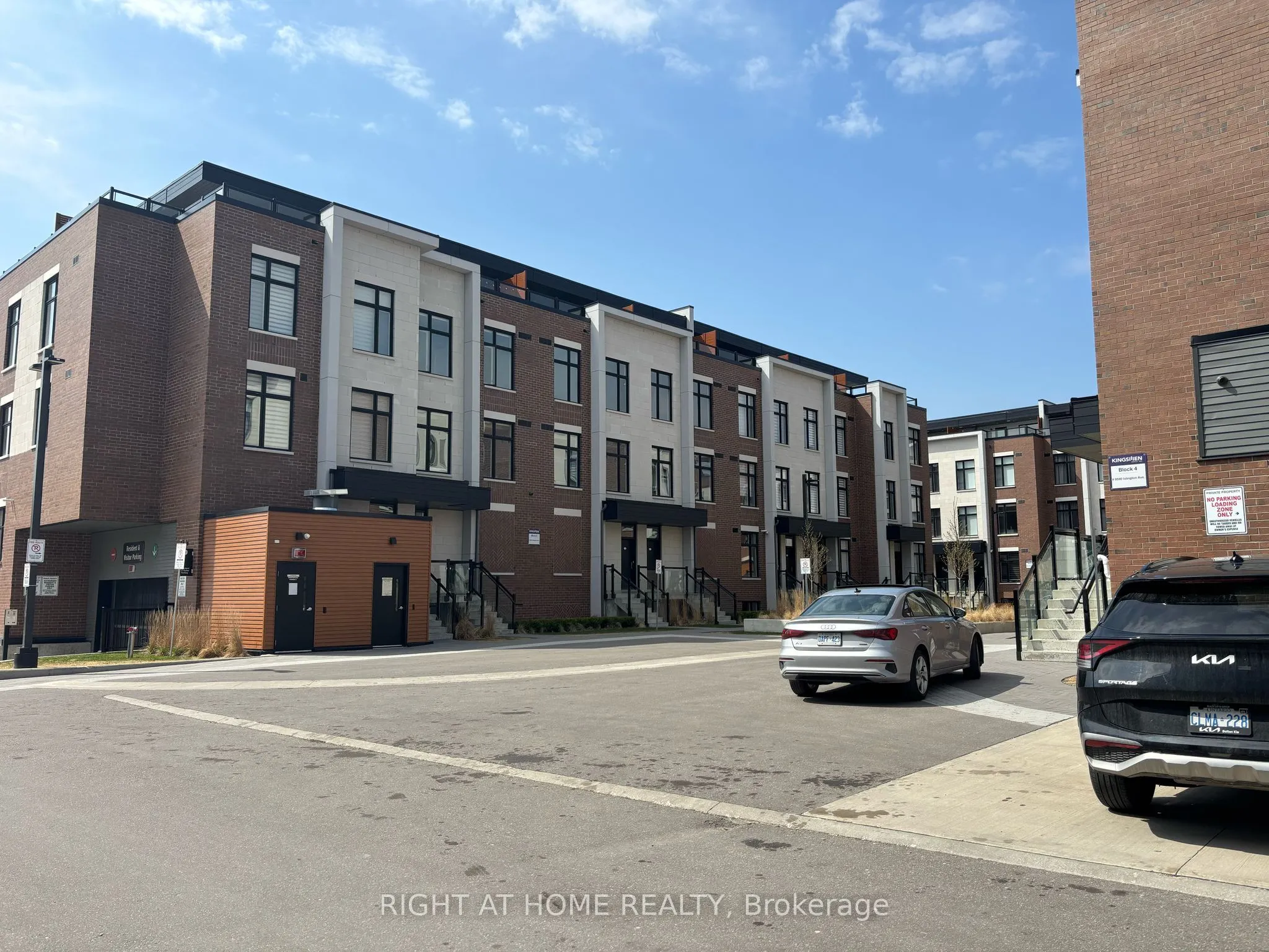 9570 ISLINGTON Avenue W, #U228