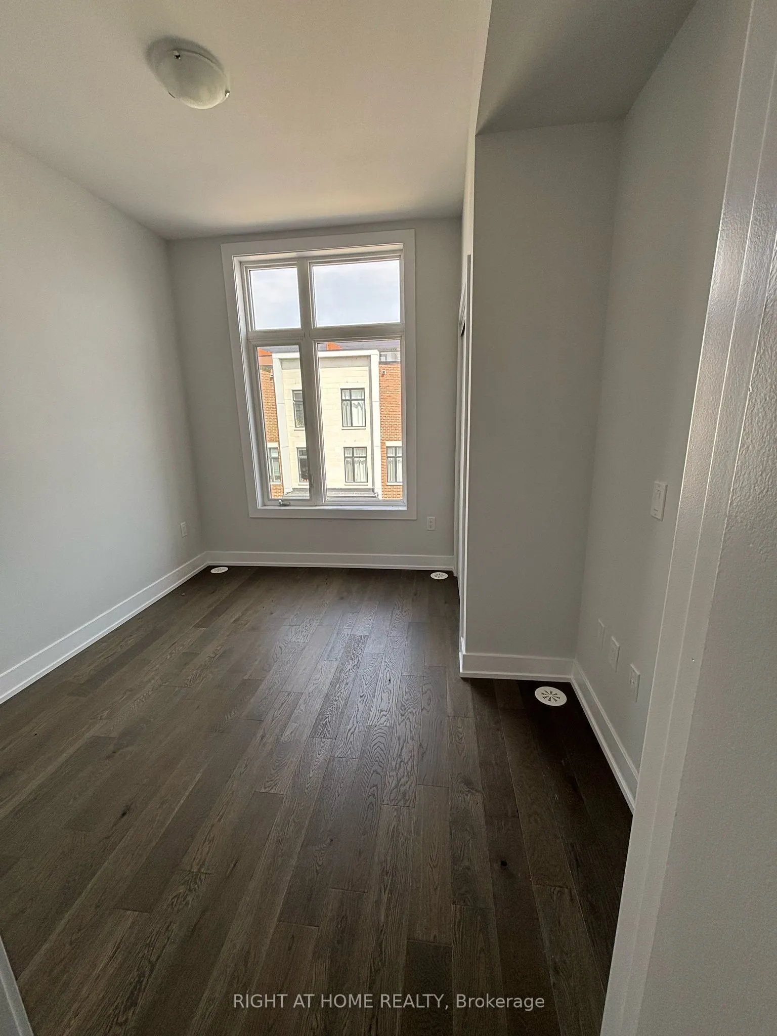 9570 ISLINGTON Avenue W, #U228