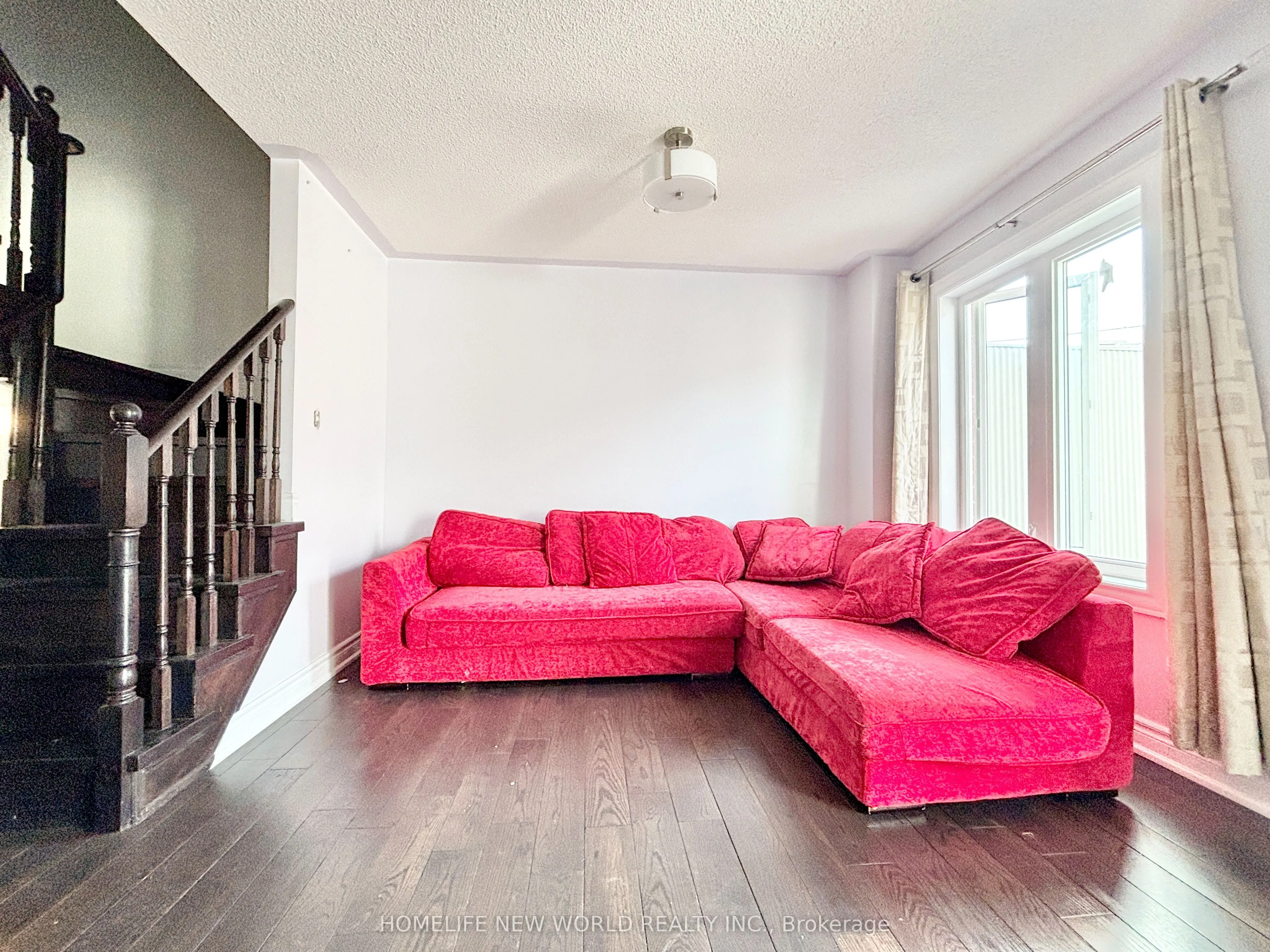 8 Azalea Gate Way