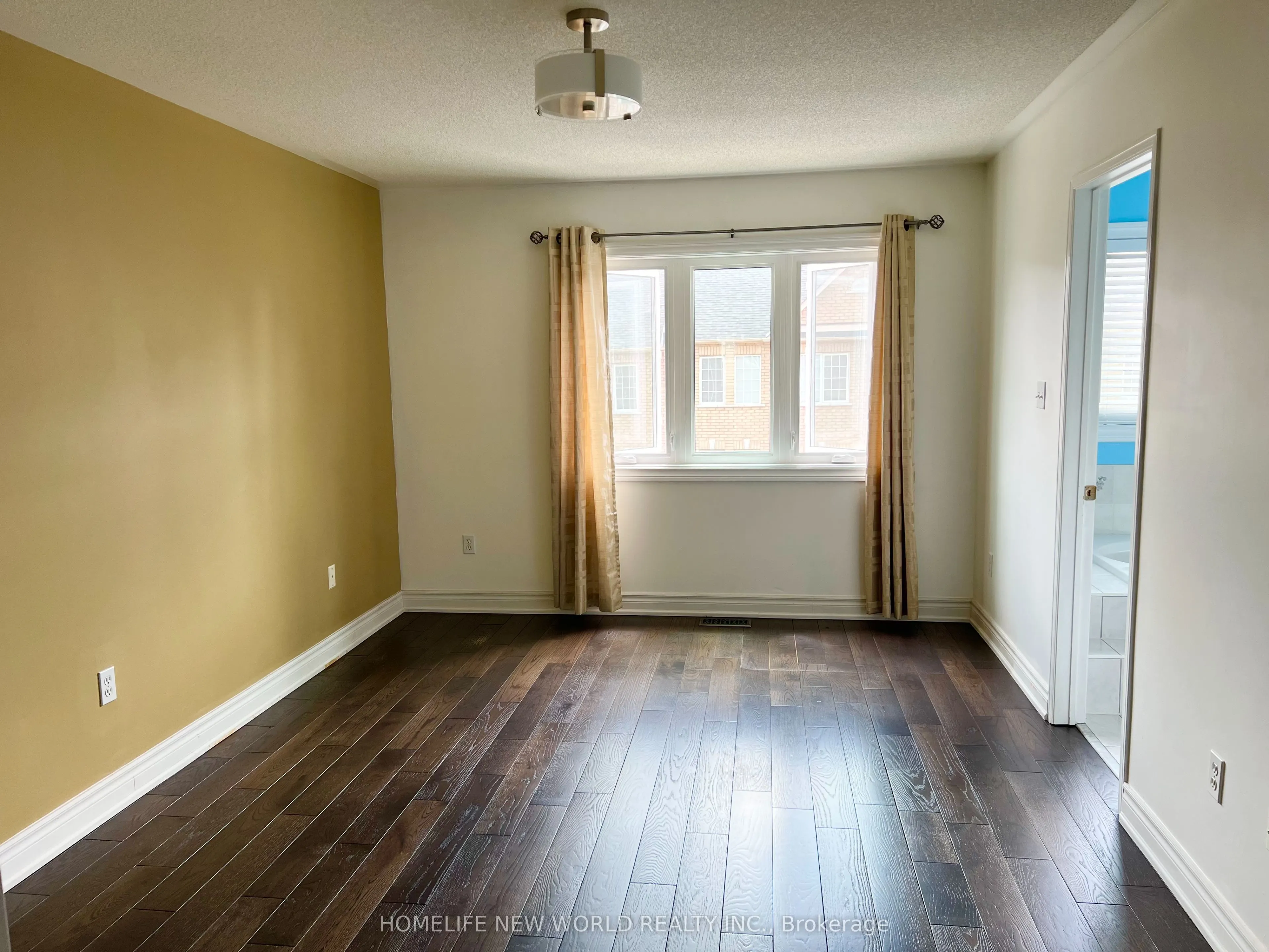 8 Azalea Gate Way