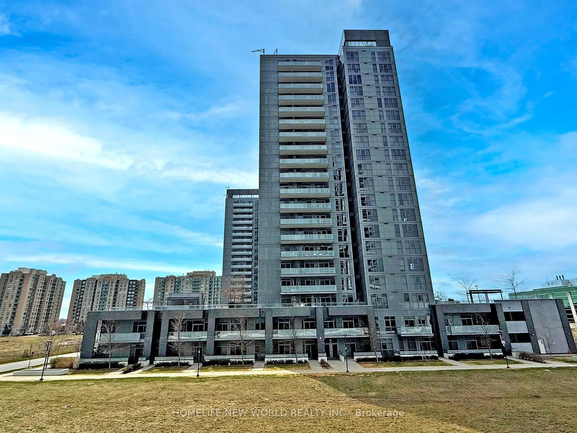 105 Oneida Crescent, #2410